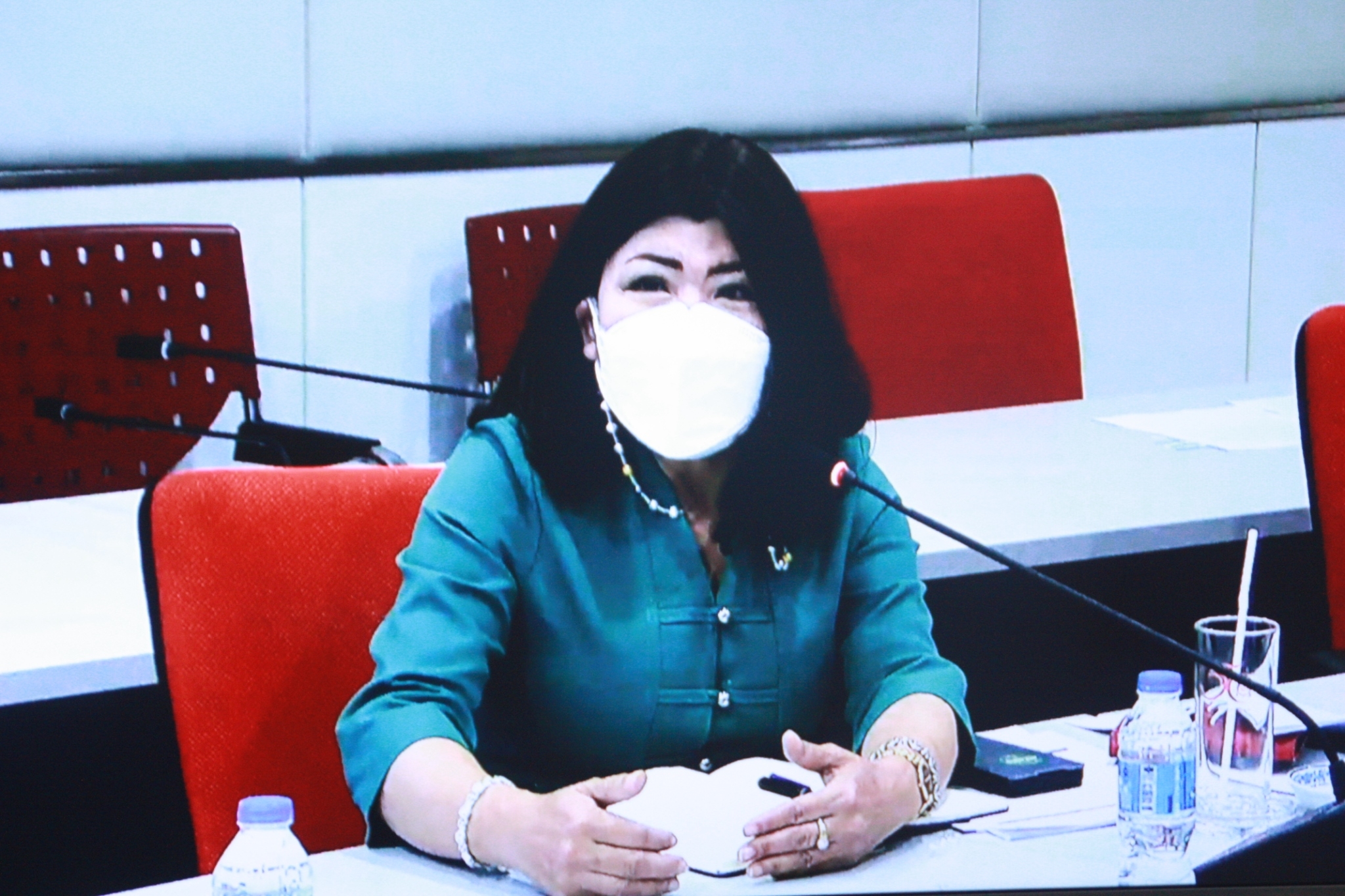 พจ.สกลนคร : ร่วมประชุมชี้แจงการรายงานข้อมูล “โคก หนอง นา โมเดล”