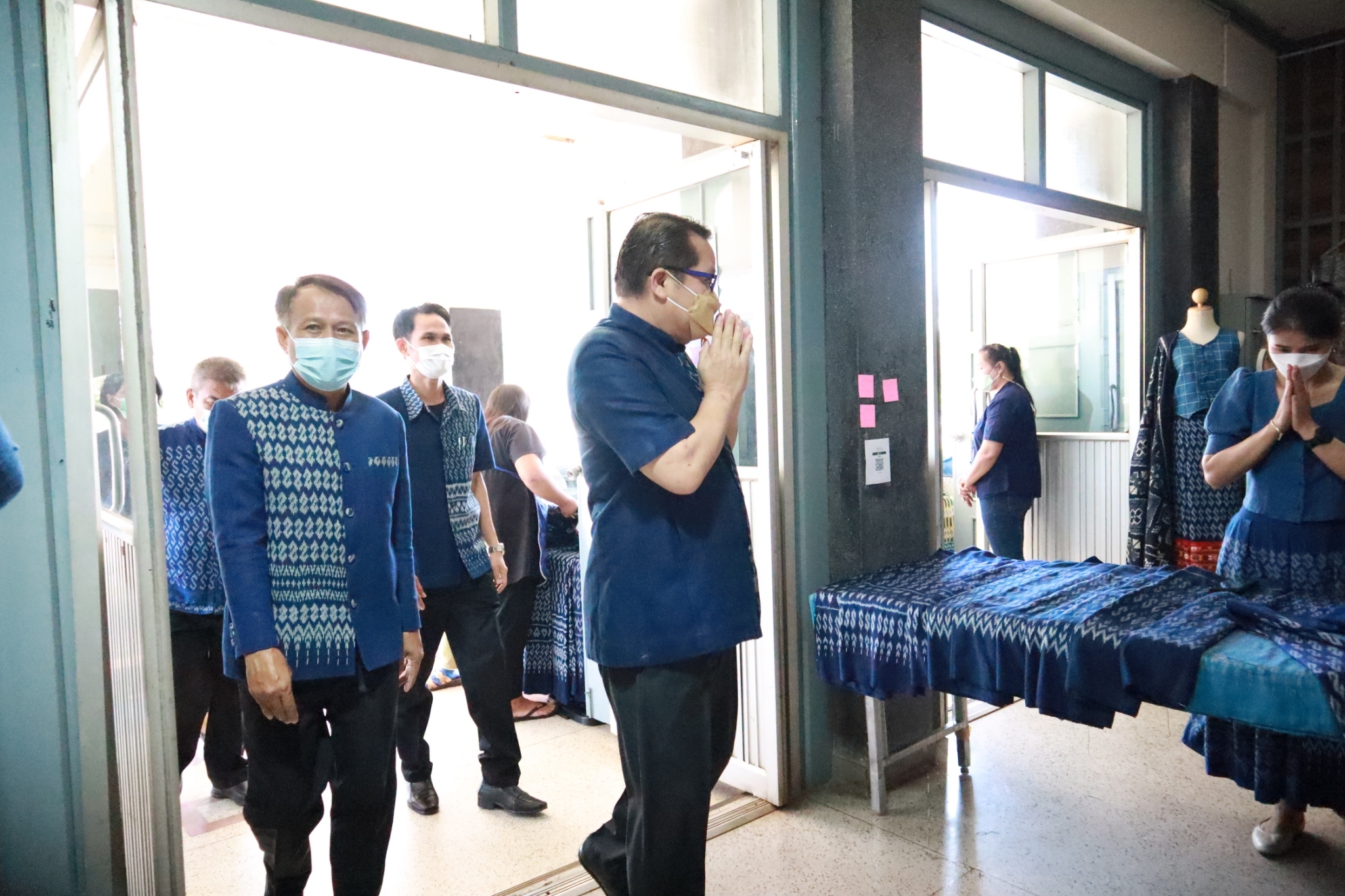 ผู้ตรวจฯ จิรศักดิ์ ลงนามถวายพระพรเนื่องในโอกาสวันคล้ายวันประสูติของสมเด็จพระเจ้าลูกเธอ เจ้าฟ้าสิริวัณณวรี นารีรัตนราชกัญญา พร้อมชมนิทรรศการเฉลิมพระเกียรติ