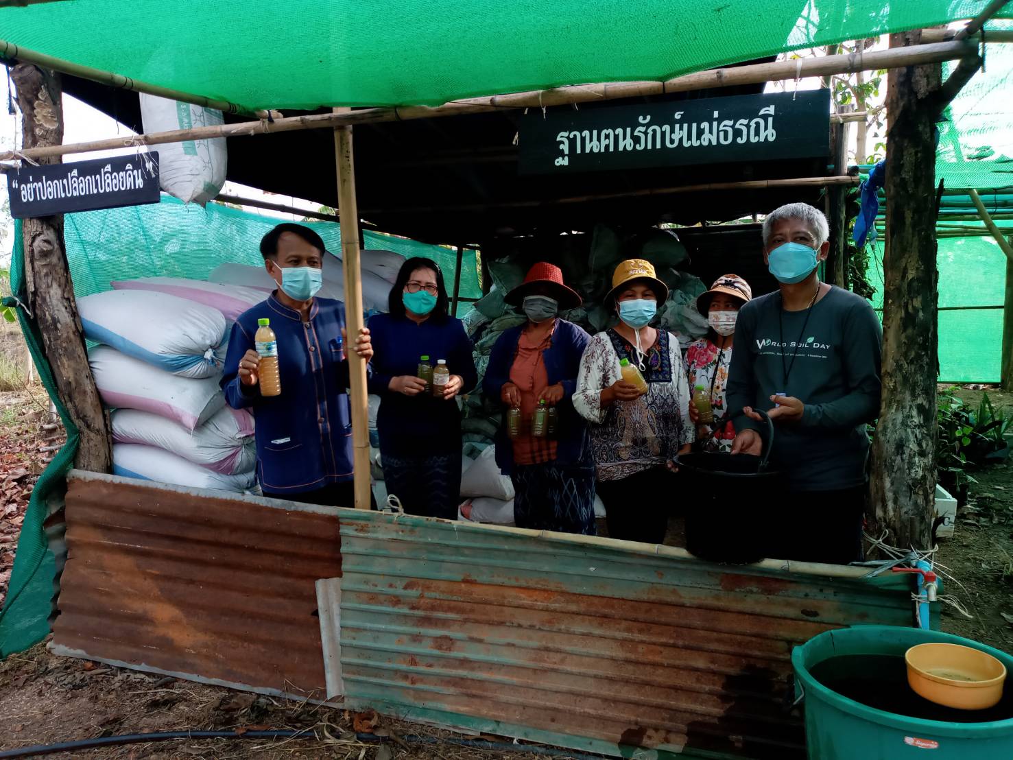 พช.สกลนคร : ร่วมกับศูนย์เรียนรู้ “โคกหินแห่โมเดล” ขับเคลื่อน “โคก หนอง นา พัฒนาชุมชน”