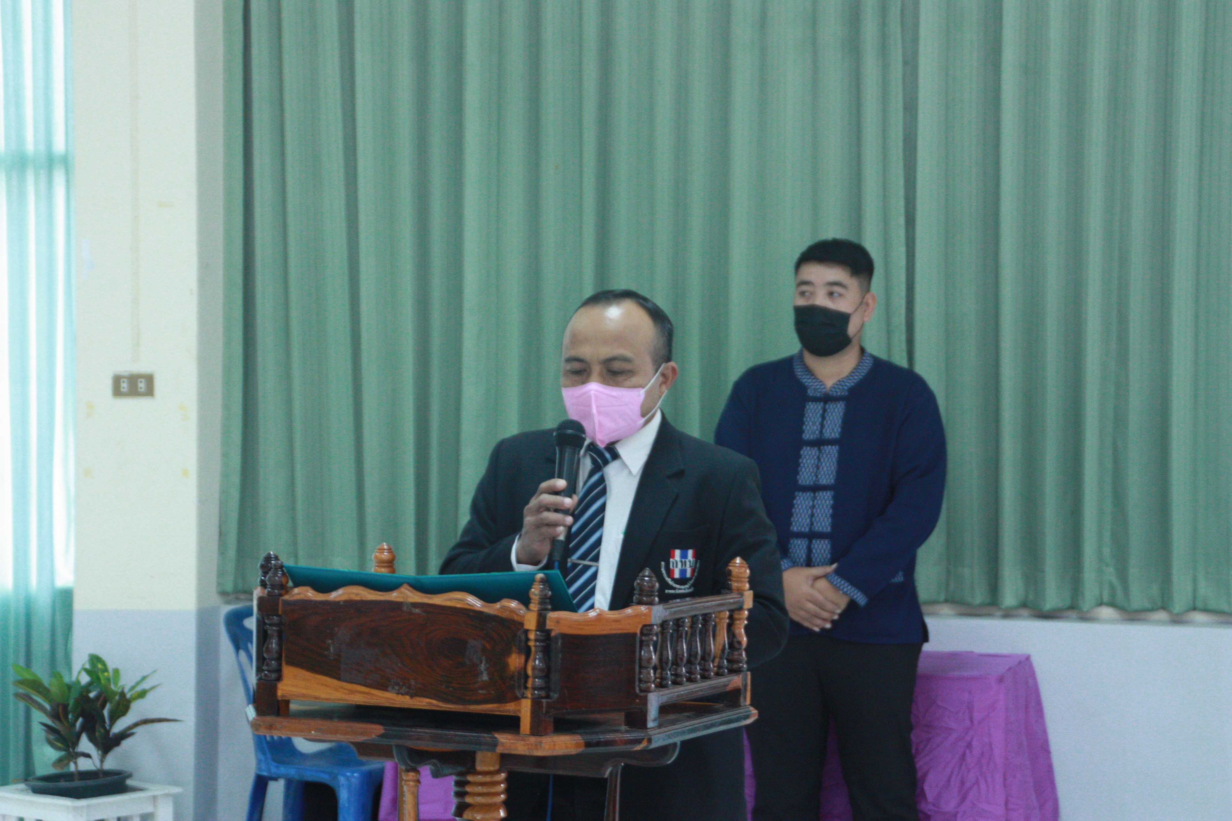 พจ.สกลนคร : เปิดประชุมเชิงปฏิบัติการเครือข่ายกองทุนหมู่บ้านและชุมชนเมือง
