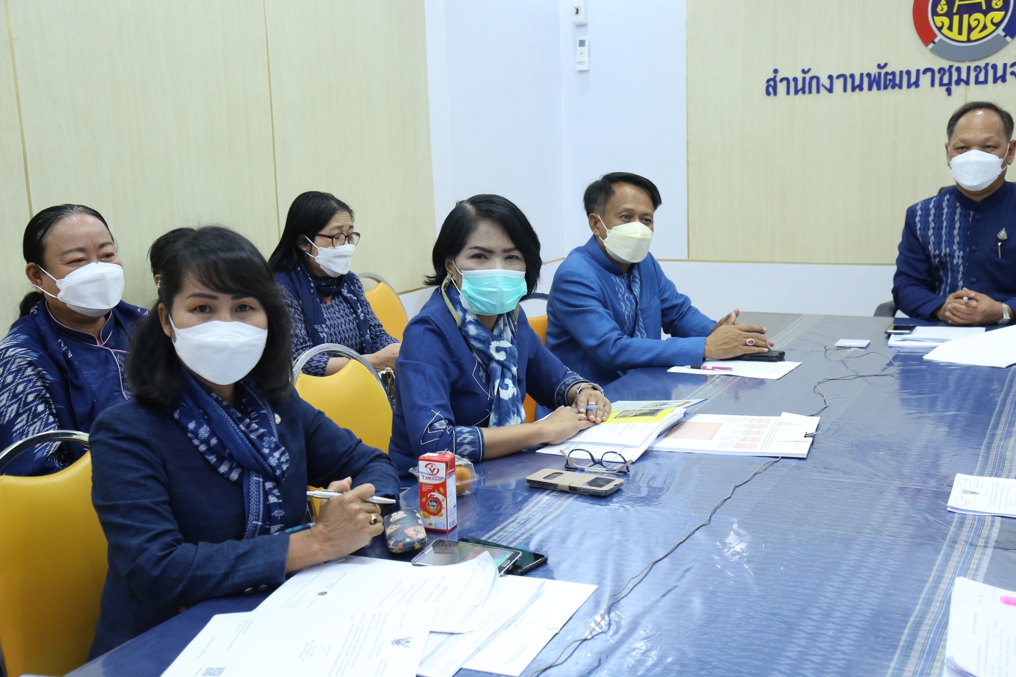 พช.สกลนคร : ร่วมการประชุมกรมการพัฒนาชุมชน ครั้งที่ 2/2565 ผ่านระบบ Conference