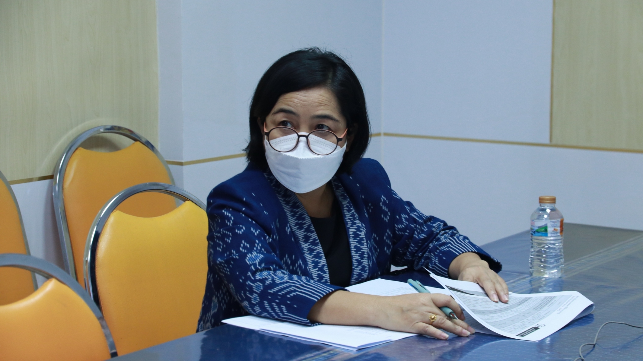 พช.สกลนคร : ร่วมประชุมติดตามเร่งรัดการเบิกจ่ายงบประมาณและการใช้จ่ายภาครัฐของกรมการพัฒนาชุมชน ประจำปีงบประมาณ พ.ศ. 2565 ผ่านระบบ Conference