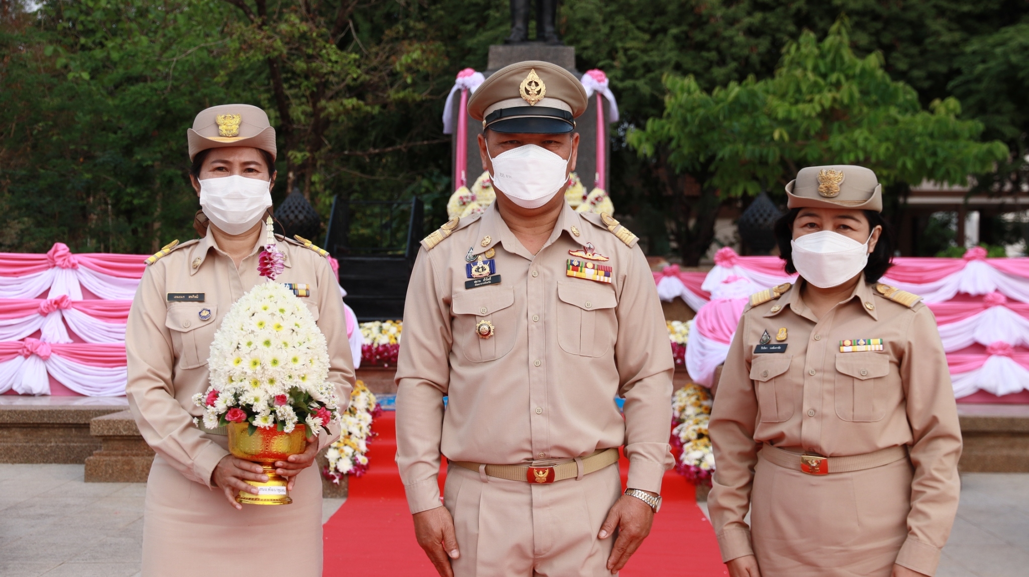 พช.สกลนคร : ร่วมพิธีเนื่องใน“วันท้องถิ่นไทย”