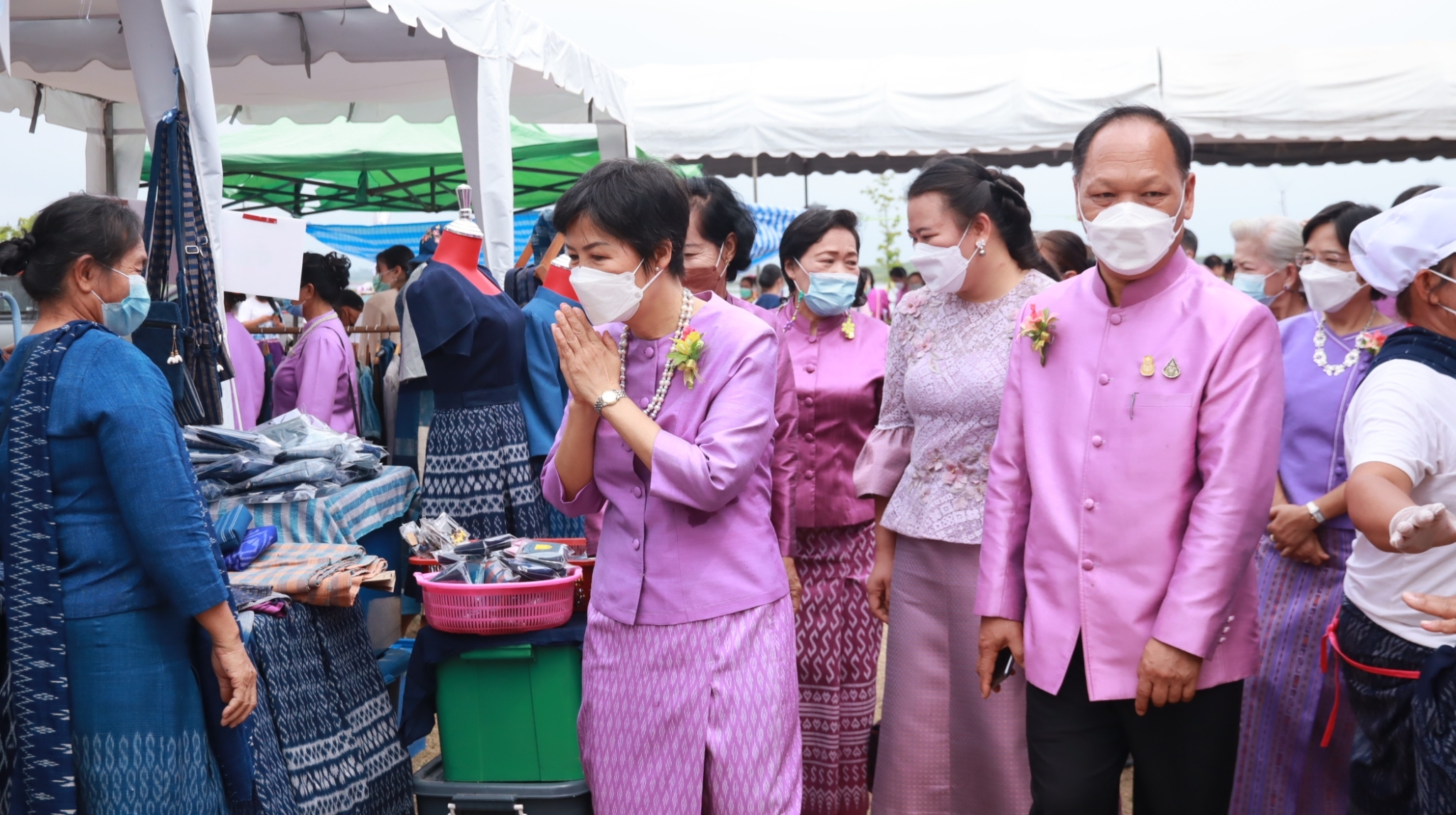 ผู้ว่าฯ จุรีรัตน์ เปิดงานวันสตรีสากลจังหวัดสกลนคร