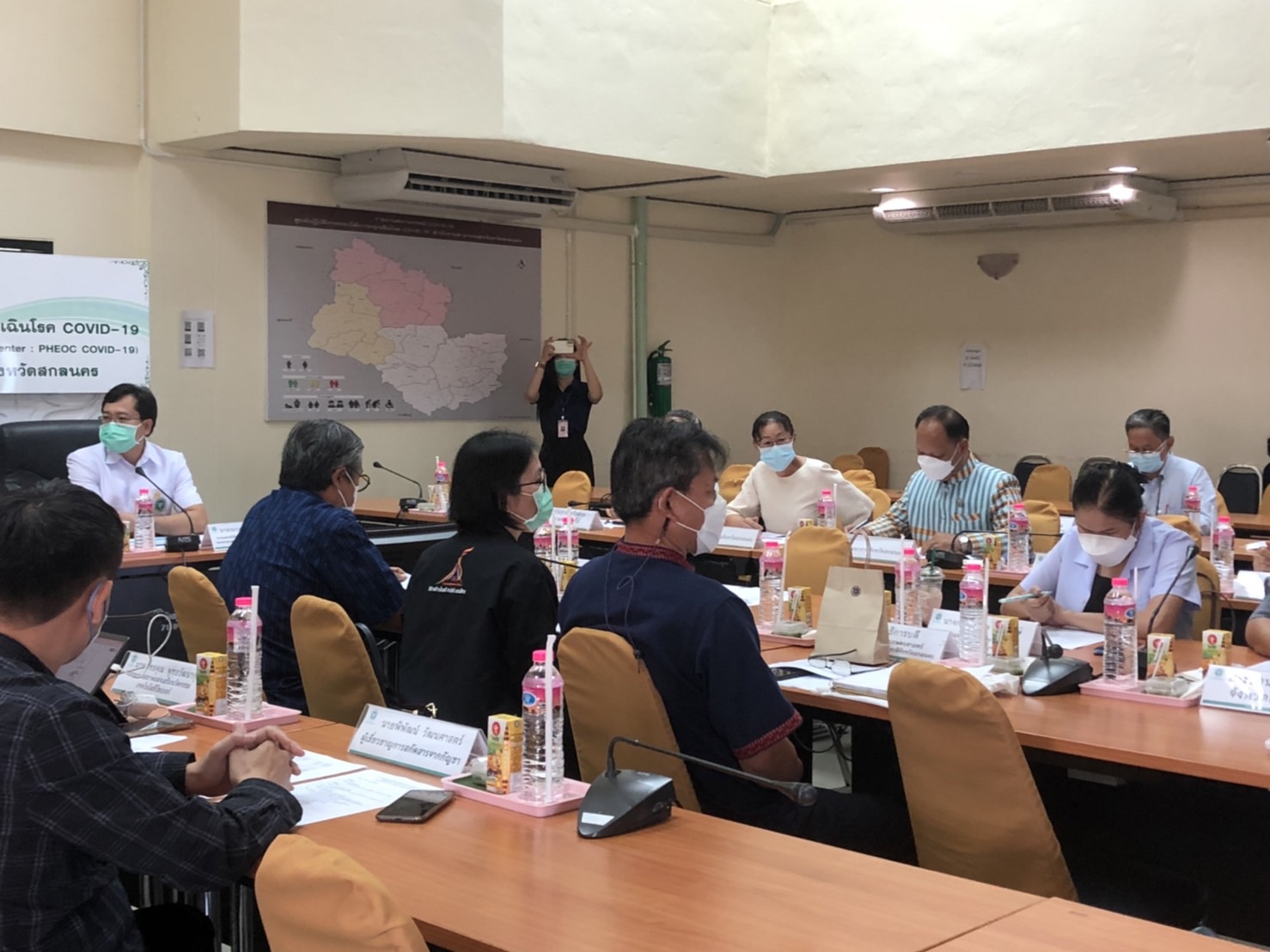 พจ.สกลนคร : ร่วมประชุมคณะทำงานพัฒนาเมืองสมุนไพรจังหวัดสกลนครและภาคีเครือข่าย