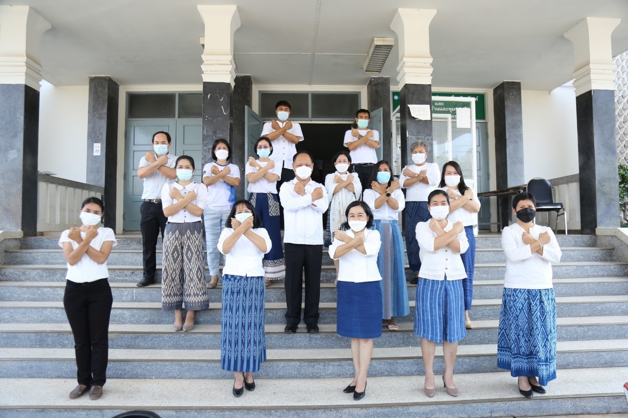 พช.สกลนคร : แสดงสัญลักษณ์ต่อต้านการทุจริต ภายใต้แนวคิด “Zero Tolerace คนไทยไม่ทนต่อการทุจริต”