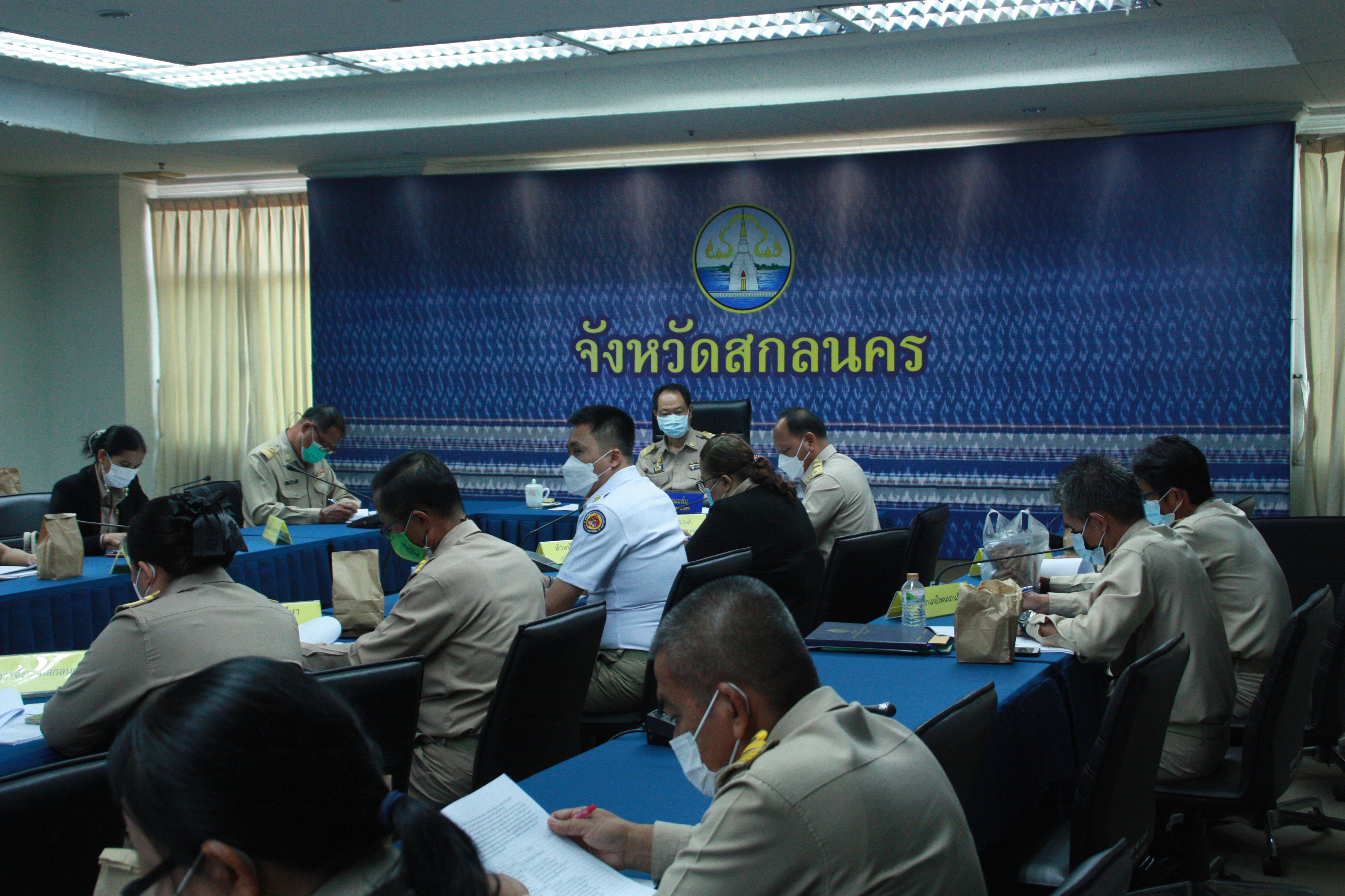 จังหวัดสกลนคร : ประชุมคณะกรรมการประสานและขับเคลื่อนนโยบายสานพลังประชารัฐประจำจังหวัด ครั้งที่ 2/2565