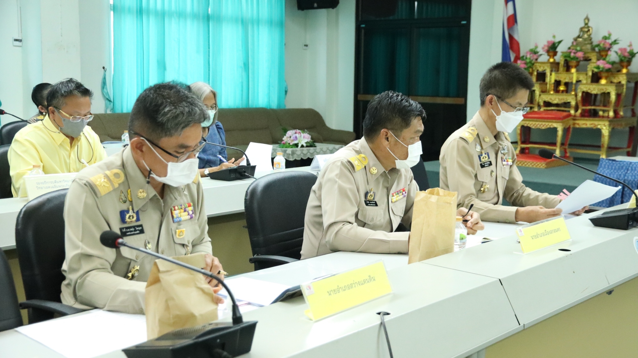 จังหวัดสกลนคร : เร่งขับเคลื่อนงานโครงการขจัดความยากจนและพัฒนาคนทุกช่วงวัยอย่างยั่งยืน ตามหลักปรัชญาเศรษฐกิจพอเพียง