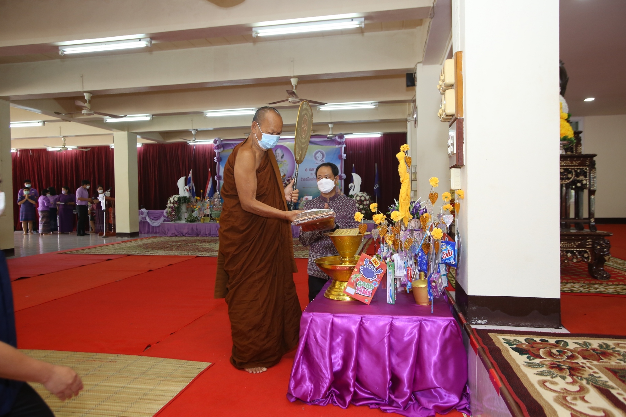 จังหวัดสกลนคร ทอดผ้าป่าสมทบกองทุนเด็กชนบท ในพระราชูปถัมภ์สมเด็จพระเทพรัตนราชสุดาฯ สยามบรมราชกุมารี ปี 2565