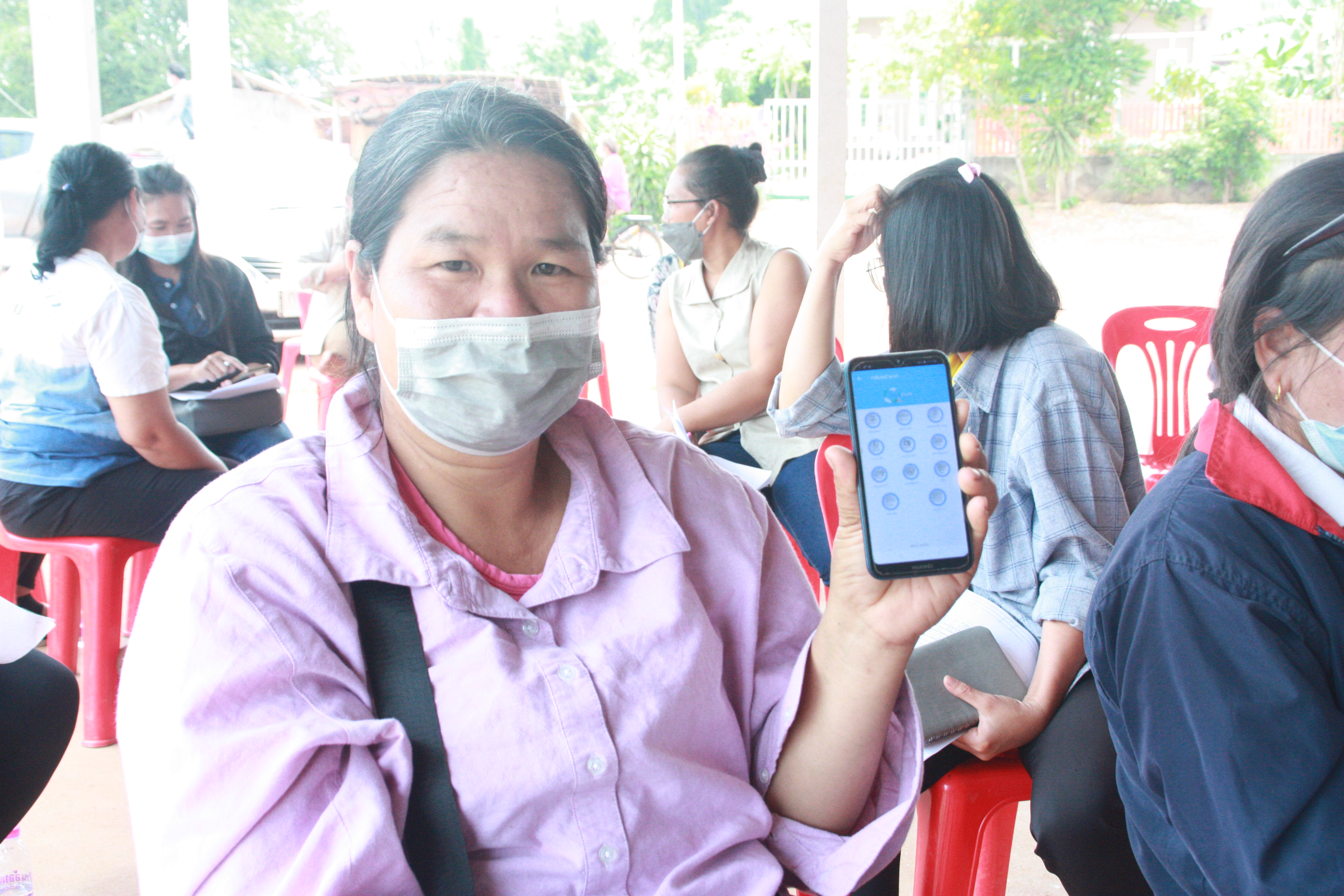พช.สกลนคร : สนับสนุนการขับเคลื่อนการจัดเก็บข้อมูล จปฐ. อำเภอโพนนาแก้ว