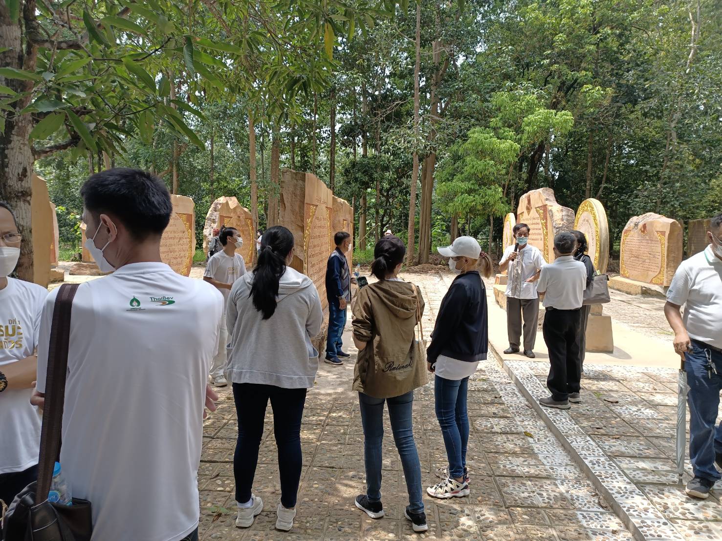 พช.สกลนคร : ร่วมกิจกรรมธรรมะออนทัวร์ปีที่ 11 ตามโครงการท่องเที่ยวโดยชุมชนตามรอยหลวงปู่มั่น ภูริทัตโต