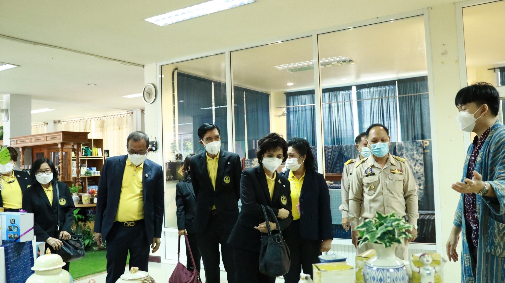 จังหวัดสกลนคร : ต้อนรับคณะอนุกรรมาธิการการลงทุนและเศรษฐกิจฐานราก ในคณะกรรมาธิการการพาณิชย์และการอุตสาหกรรม วุฒิสภา