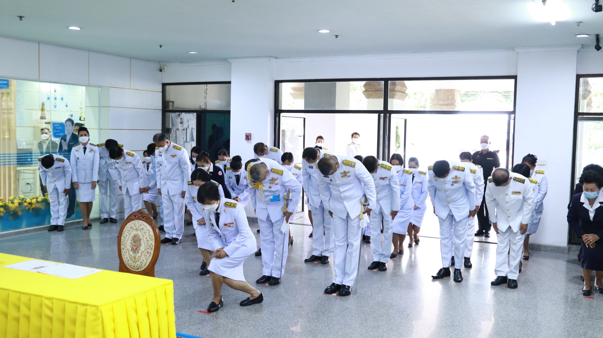 จังหวัดสกลนคร : จัดพิธีลงนามถวายพระพรชัยมงคล และกิจกรรมจิตอาสาพัฒนา เนื่องในโอกาสวันฉัตรมงคล 4 พฤษภาคม 2565