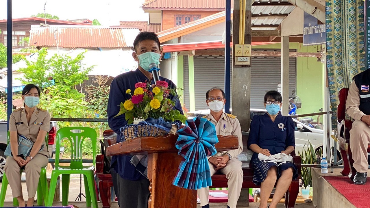 พช.สกลนคร : ดำเนินการ คัดสรรหมู่บ้านเศรษฐกิจพอเพียง”อยู่เย็น เป็นสุข” กิจกรรมพัฒนาชุมชนดีเด่น และกิจกรรมเชิดชูเกียรติ  “คนกองทุนพัฒนาบทบาทสตรี” ดีเด่น ประจำปี 2565