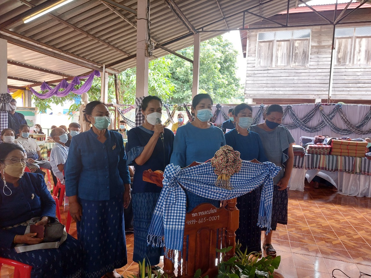 พช.สกลนคร : ดำเนินการ คัดสรรหมู่บ้านเศรษฐกิจพอเพียง”อยู่เย็น เป็นสุข” กิจกรรมพัฒนาชุมชนดีเด่น และกิจกรรมเชิดชูเกียรติ “คนกองทุนพัฒนาบทบาทสตรี” ดีเด่น ประจำปี 2565
