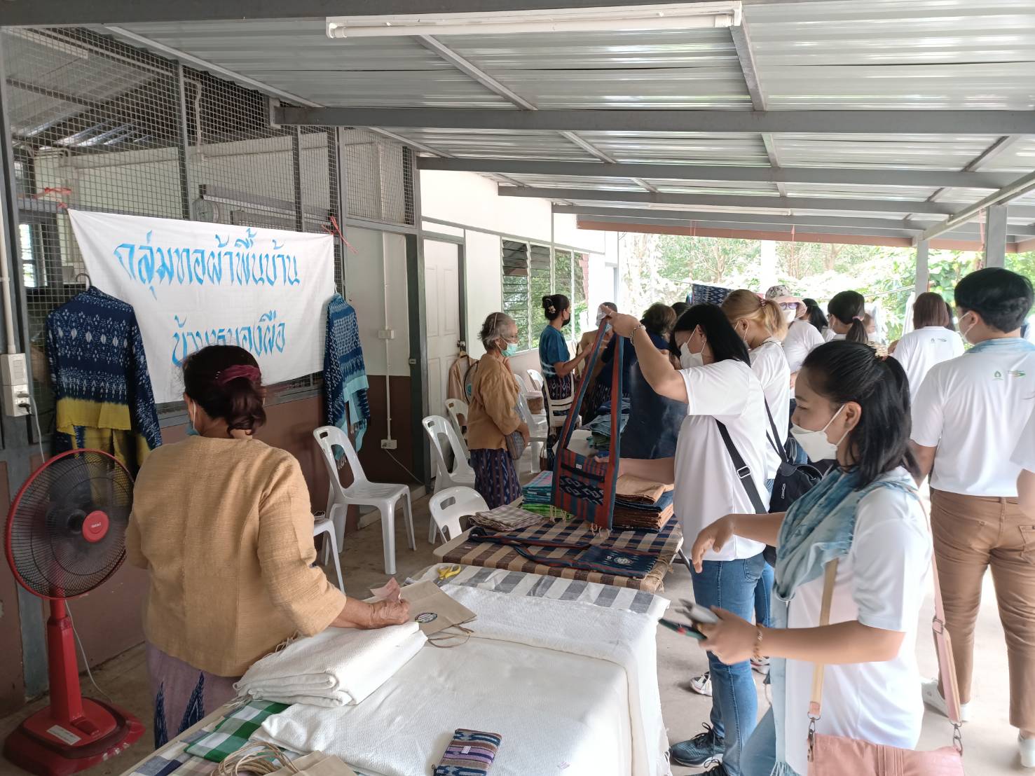 พช.สกลนคร : ร่วมกิจกรรมธรรมะออนทัวร์ปีที่ 11 ตามโครงการท่องเที่ยวโดยชุมชนตามรอยหลวงปู่มั่น ภูริทัตโต