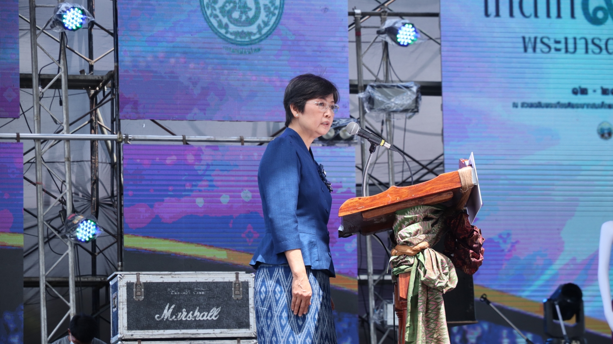 จังหวัดสกลนคร : จัดงาน “เทิดไท้ 90 พรรษา พระมารดาแห่งไหมไทย”