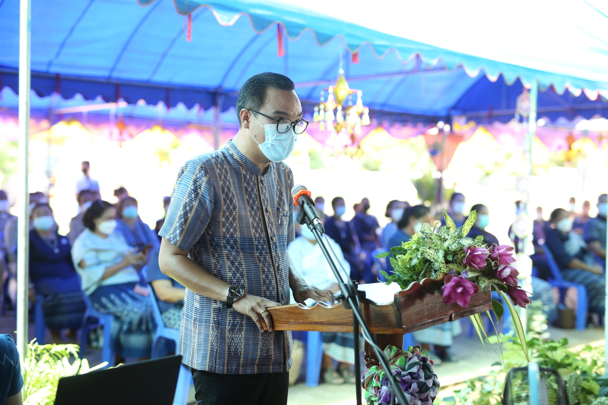 จังหวัดสกลนคร : คัดสรรหมู่บ้านเศรษฐกิจพอเพียง ”อยู่เย็น เป็นสุข”และตำบลเข้มแข็งตามหลักปรัชญาของเศรษฐกิจพอเพียงดีเด่น ระดับจังหวัด ประจำปี 2565