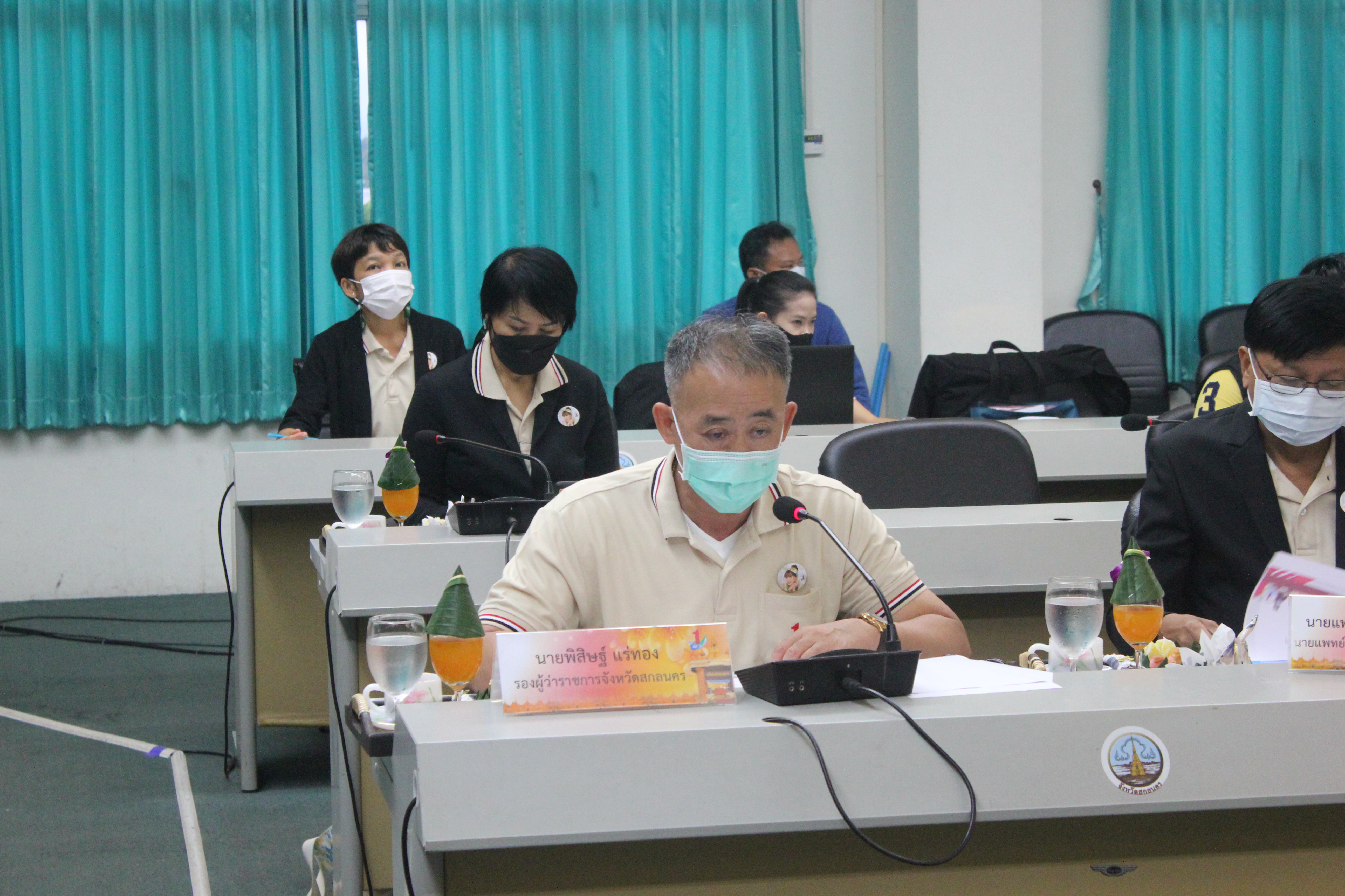 จังหวัดสกลนคร : คณะอนุกรรมการประกวดจังหวัด อำเภอ และชมรม TO BE NUMBER ONE ตรวจเยี่ยมการปฏิบัติงานและเก็บคะแนนการประกวดกิจกรรมในโครงการ TO BE NUMBER ONE ระดับประเทศ