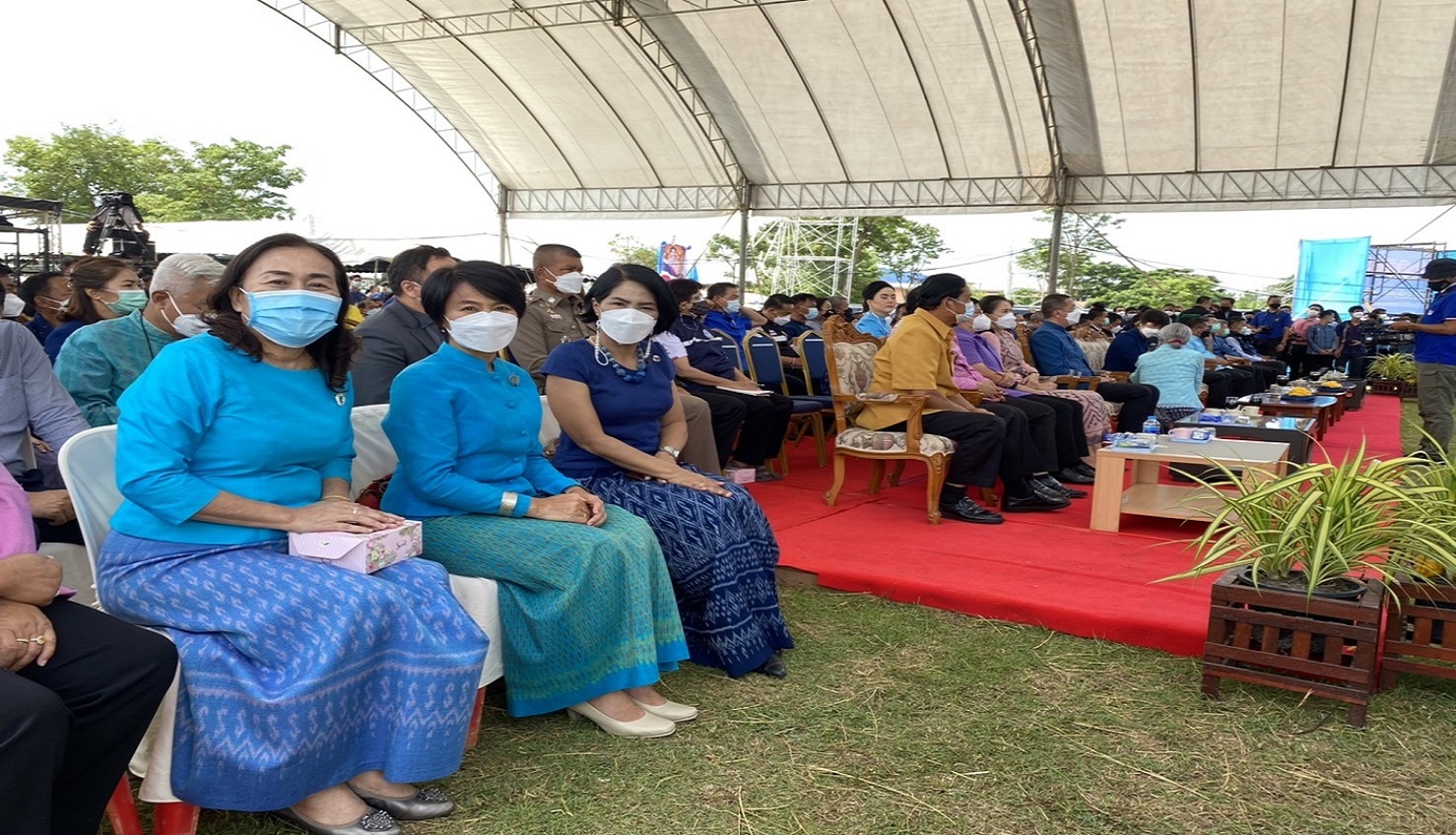 จังหวัดสกลนคร : จัดงาน “เทิดไท้ 90 พรรษา พระมารดาแห่งไหมไทย”