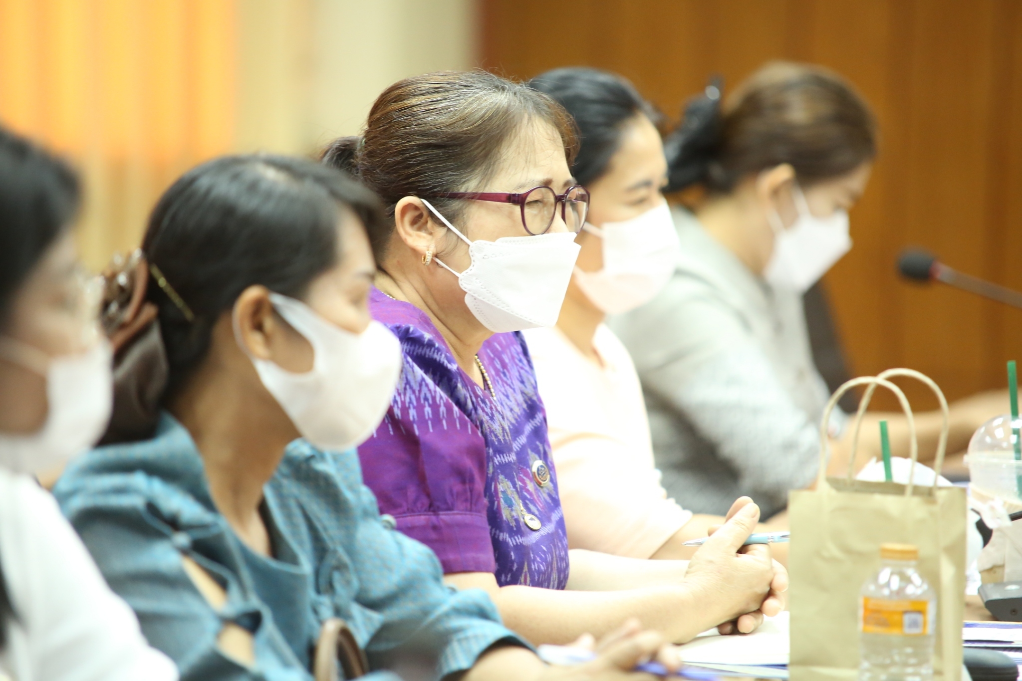 พช.สกลนคร : จัดประชุมเพื่อขับเคลื่อนงานนโยบายและแนวทางการพัฒนา กองทุนชุมชน ประจำปี 2565