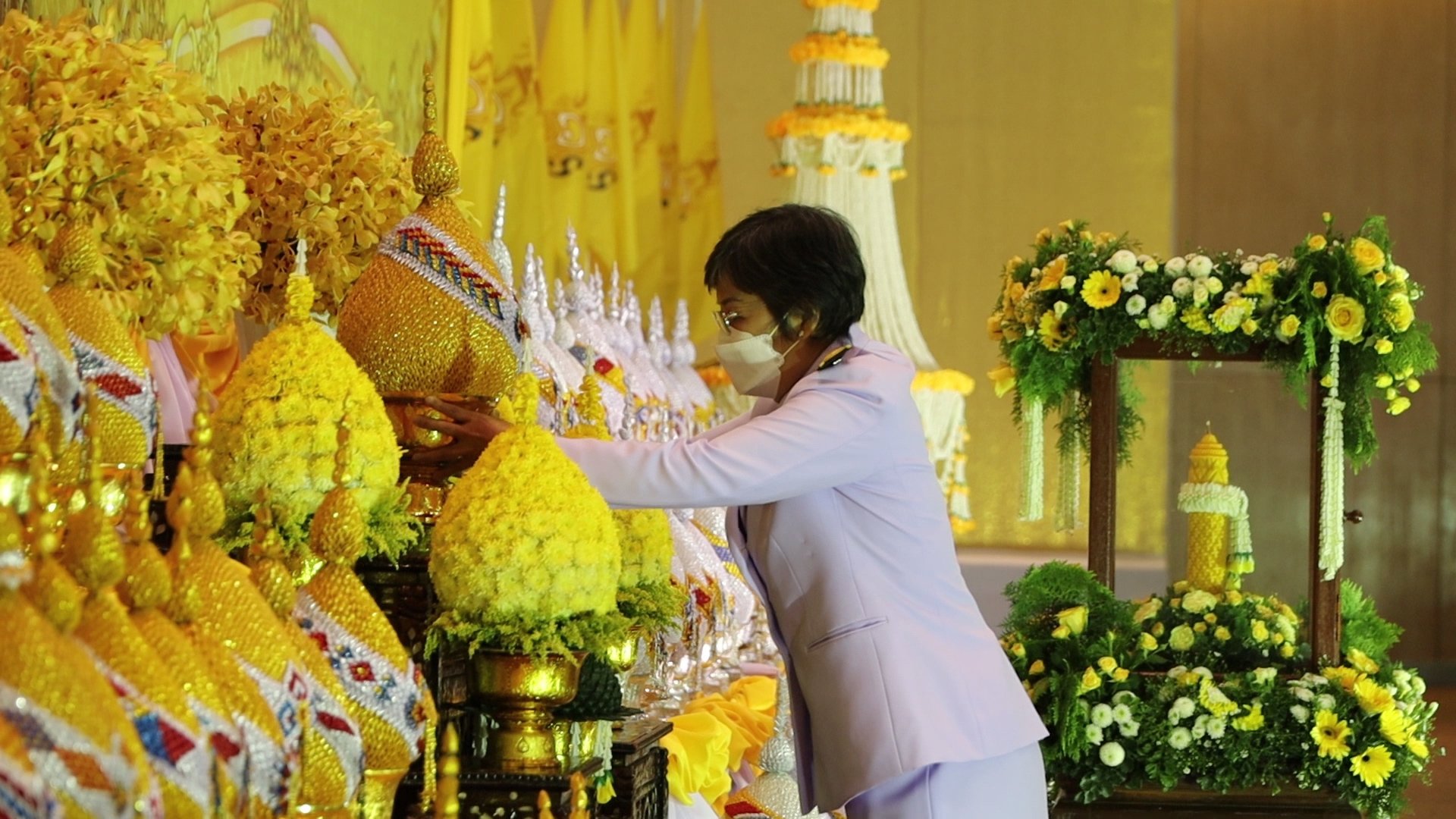 จังหวัดสกลนคร : จัดพิธีถวายสัตย์ปฏิญาณเพื่อเป็ข้าราชการ ที่ดีและพลังของแผ่นดิน ถวายเครื่องราชสักการะ และพีธีจุดเทียนชัยถวายพระพรชัยมงคล เนื่องในโอกาสวันเฉลิมพระชนมพรรษาพระบาทสมเด็จพระเจ้าอยู่หัว 28 กรกฎาคม 2565