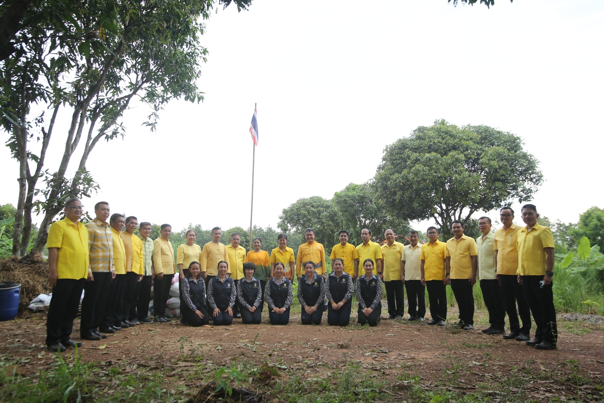 ปลัดกระทรวงมหาดไทย :ร่วมกิจกรรมเอามื้อสามัคคีเพื่อเฉลิมพระเกียรติพระบาทสมเด็จพระเจ้าอยู่หัว เนื่องในโอกาสวันเฉลิมพระชนมพรรษา 28 กรกฎาคม 2565  ณ จังหวัดสกลนคร