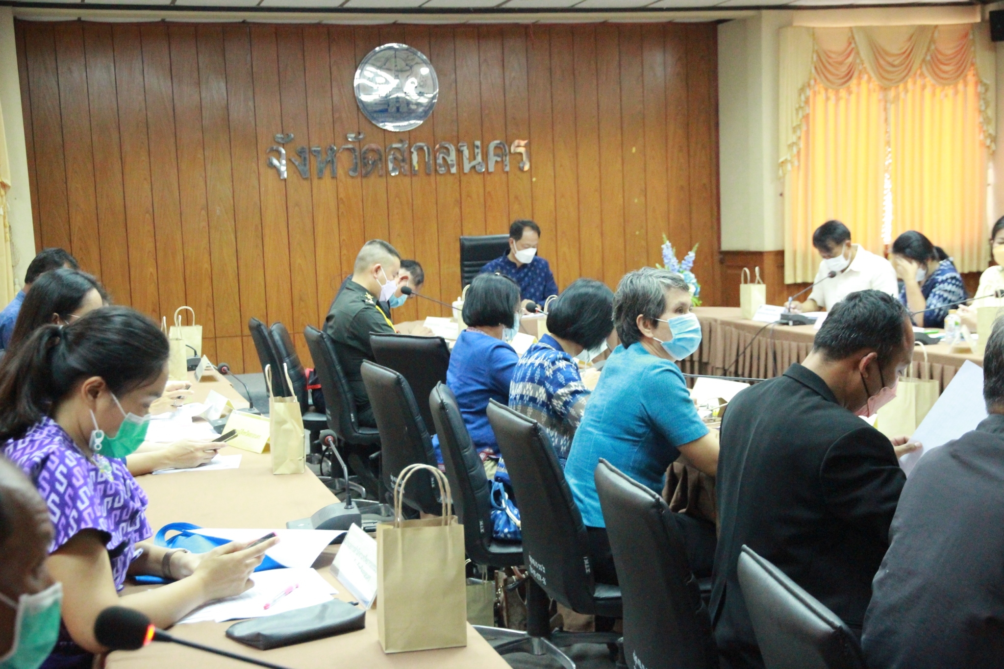 จังหวัดสกลนคร : สนับสนุนการดำเนินงานหมู่บ้านต้นแบบในการน้อมนำแนวพระราชดำริไปประยุกต์ใช้ ตามโครงการ 9;10 ปฏิบัติบูชา “สืบสาน รักษา  ต่อยอด” เพื่อพัฒนาชุมชน ประจำปี 2565