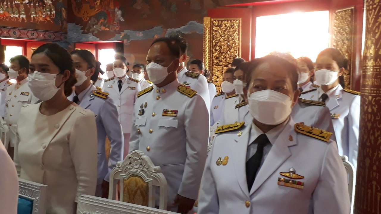 จังหวัดสกลนคร : จัดพิธีเจริญพระพุทธมนต์เฉลิมพระเกียรติพระบาทสมเด็จพระเจ้าอยู่หัว เนื่องในโอกาสวันเฉลิมพระชนมพรรษา 28 กรกฎาคม 2565 และเฉลิมพระเกียรติสมเด็จพระนางเจ้าสิริกิติ์ พระบรมราชินีนาถ พระบรมราชชนนีพันปีหลวง เนื่องในโอกาสมหามงคลเฉลิมพระชนมพรรษา 90 พรรษา 12 สิงหาคม 2565