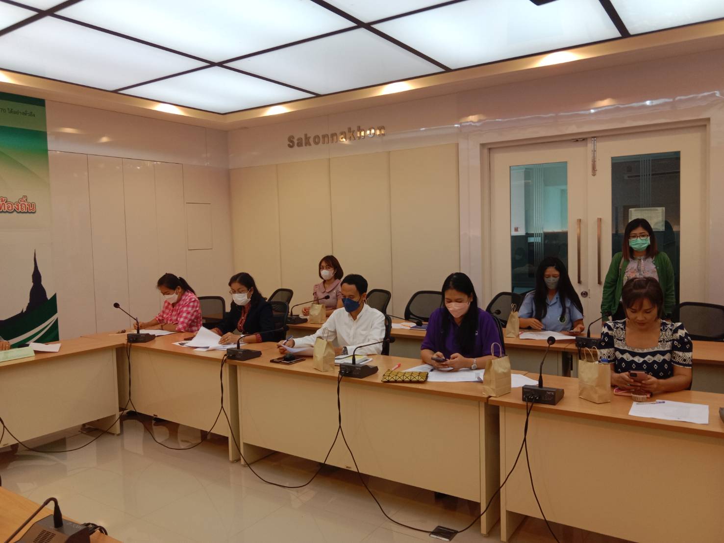 พช.สกลนคร : ร่วม”จิบกาแฟ  บอกเล่าเก้าสิบ” ครั้งที่ 4 เพื่อจัดทำแผนการประชาสัมพันธ์ จังหวัดสกลนคร ประจำปี 2565