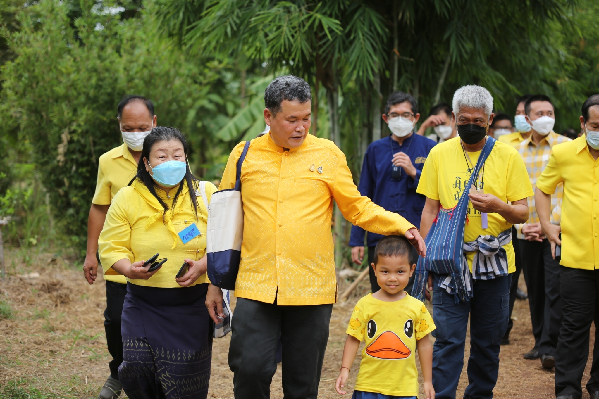 ปลัดกระทรวงมหาดไทย :ร่วมกิจกรรมเอามื้อสามัคคีเพื่อเฉลิมพระเกียรติพระบาทสมเด็จพระเจ้าอยู่หัว เนื่องในโอกาสวันเฉลิมพระชนมพรรษา 28 กรกฎาคม 2565  ณ จังหวัดสกลนคร