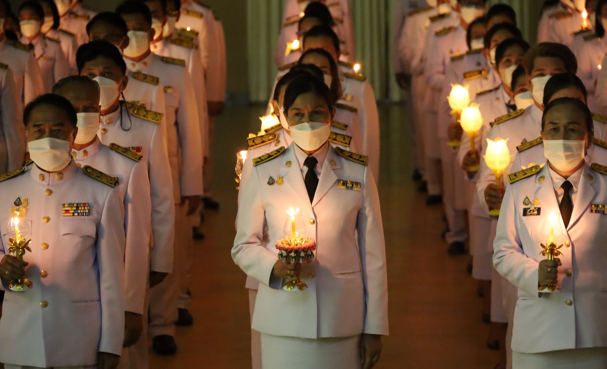 จังหวัดสกลนคร : จัดพิธีถวายสัตย์ปฏิญาณเพื่อเป็ข้าราชการ ที่ดีและพลังของแผ่นดิน ถวายเครื่องราชสักการะ และพีธีจุดเทียนชัยถวายพระพรชัยมงคล เนื่องในโอกาสวันเฉลิมพระชนมพรรษาพระบาทสมเด็จพระเจ้าอยู่หัว 28 กรกฎาคม 2565