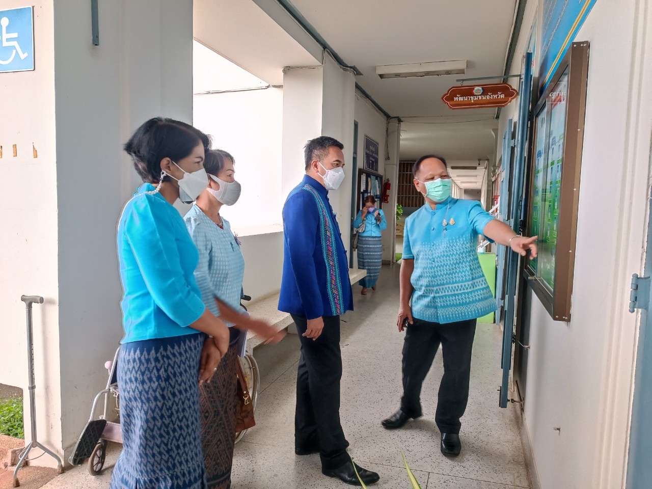 พช.สกลนคร : รับการประเมินผลการขับเคลื่อนงานโครงการพัฒนาชุมชนใสสะอาด ปี 2565 ระดับท้าทาย