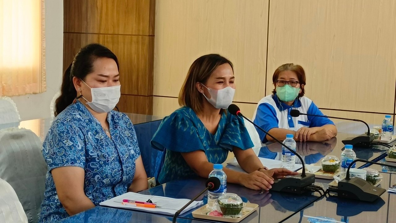 พัฒนาการจังหวัดสกลนคร : ร่วมรับการประเมินผลการดำเนินงานกรมการพัฒนาชุมชน ประจำปี 2565