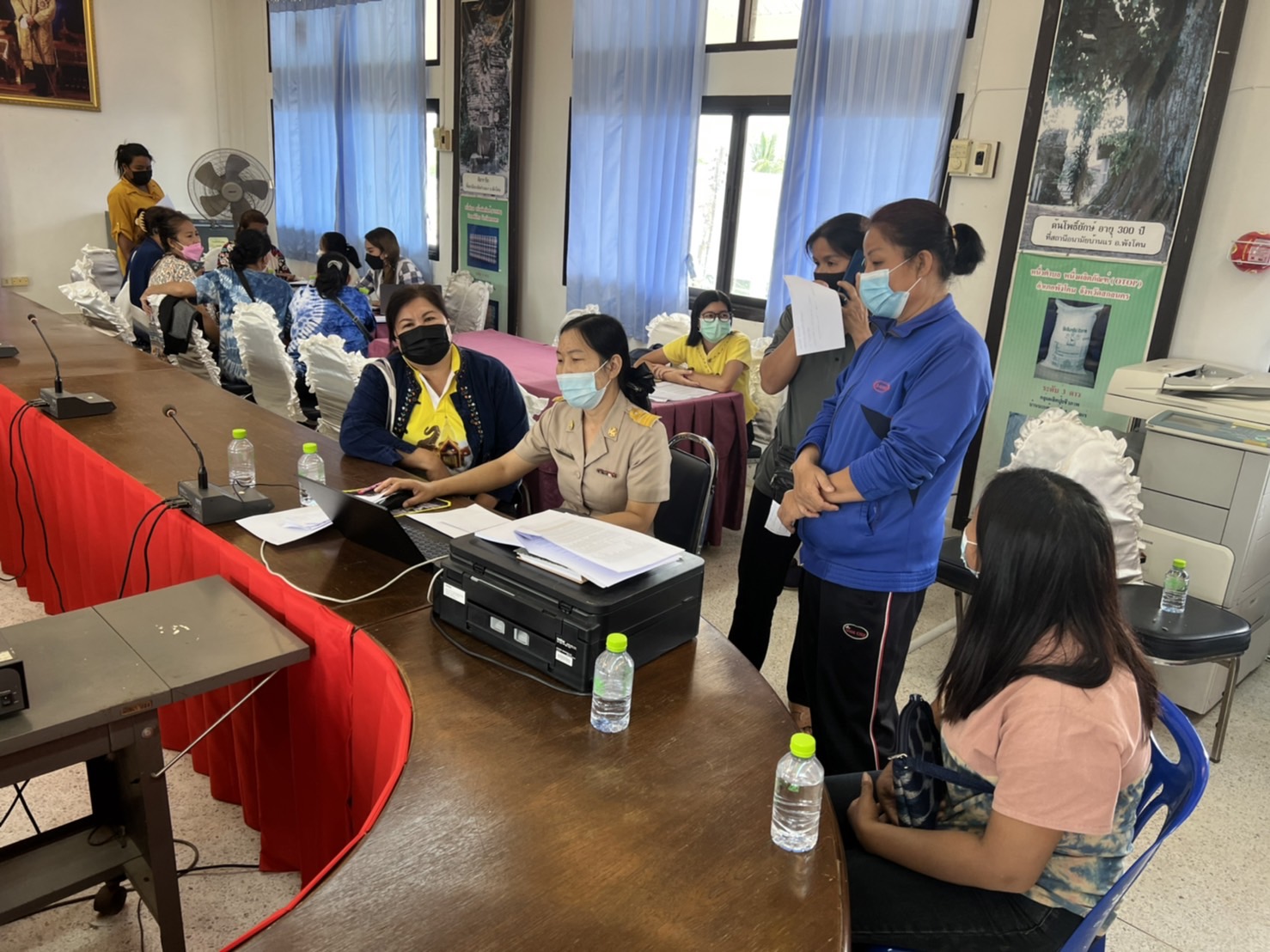 พช.สกลนคร : สนับสนุนการบริหารจัดการหนี้กองทุนพัฒนาบทบาทสตรีจังหวัดสกลนคร ประจำปีงบประมาณ 2565