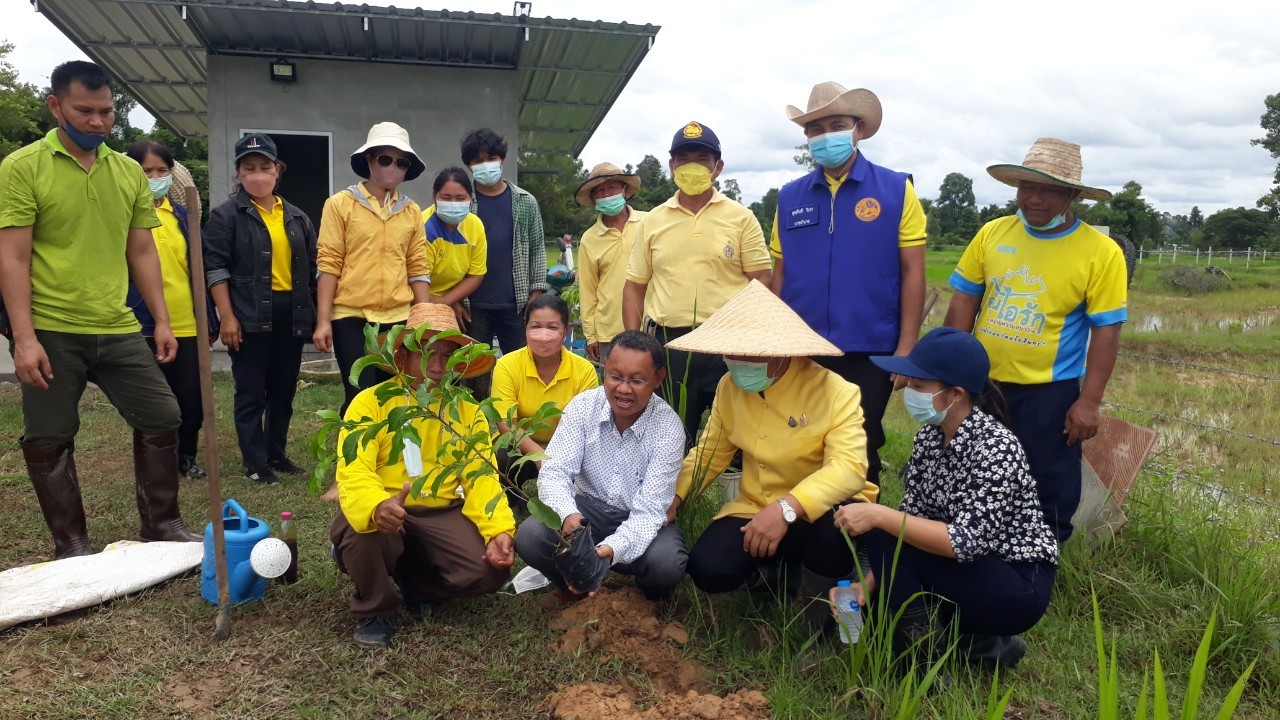 พัฒนาการจังหวัดสกลนคร : ร่วมเอามื้อสามัคคี  ศูนย์ผู้นำจิตอาสาพัฒนาชุมชน ตามโครงการ 130 ปี กระทรวงมหาดไทย”ความสุขสร้างได้  ด้วยใจอาสา” อำเภอเต่างอย  จังหวัดสกลนคร