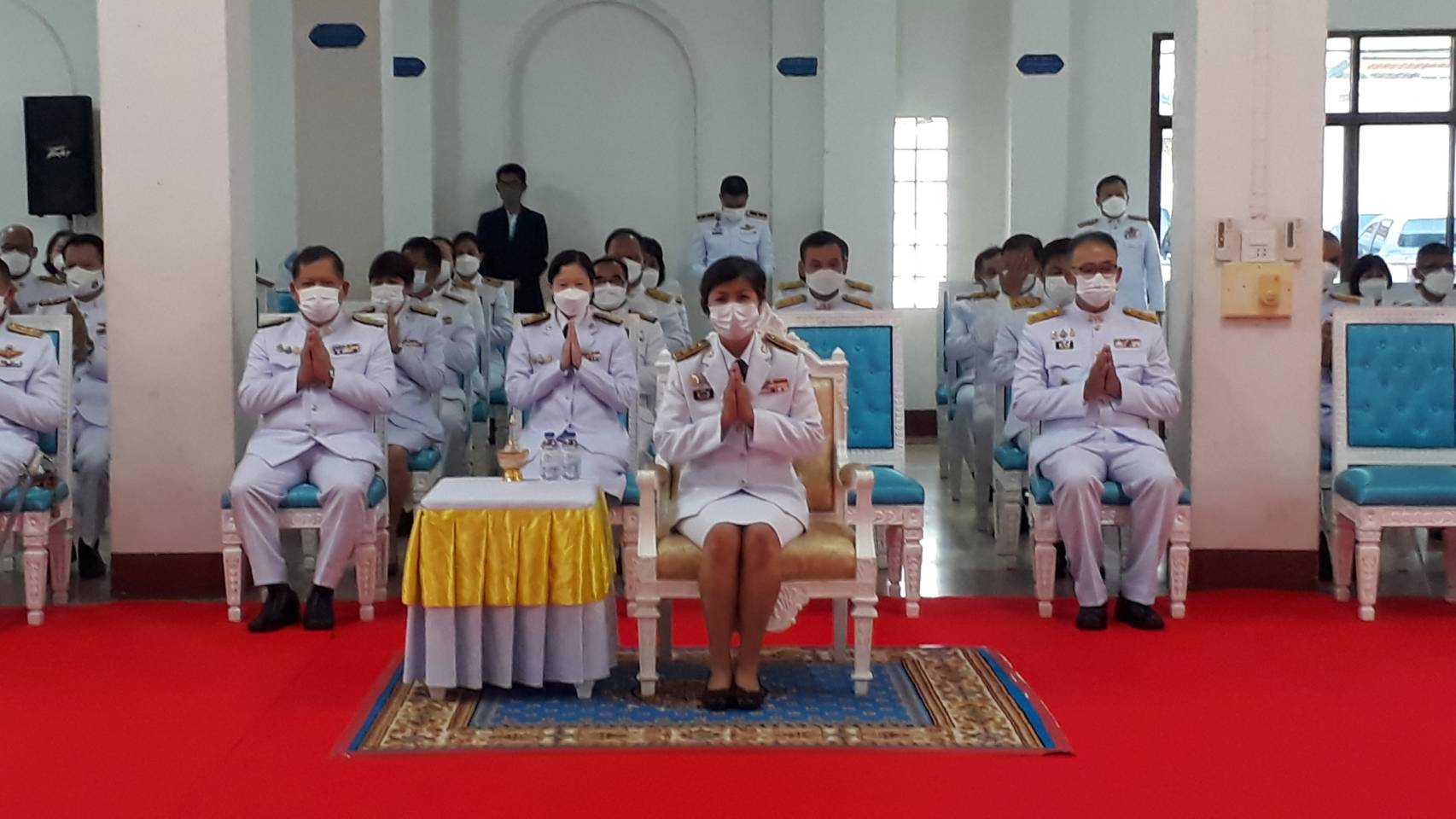 จังหวัดสกลนคร : จัดพิธีทำบุญตักบาตรเพื่อถวายเป็นพระราชกุศล สมเด็จพระนางเจ้าสิริกิติ์ พระบรมราชินีนาถ พระบรมราชชนนีพันปีหลวง เนื่องในโอกาสมหามงคลเฉลิมพระชนมพรรษา 90 พรรษา 12 สิงหาคม 2565