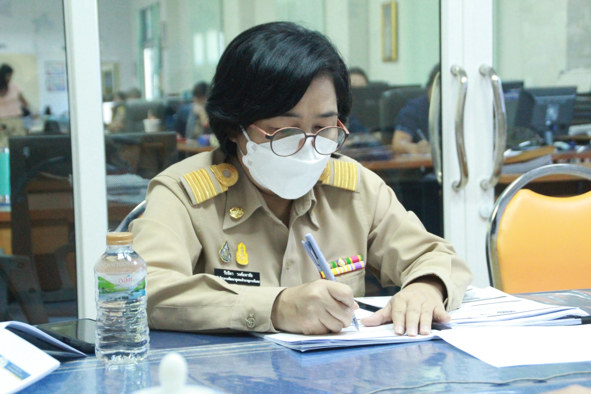 พช.สกลนคร : ร่วมประชุมชี้แจง เร่งรัด กำกับ ติดตาม การดำเนินงานกองทุนพัฒนาบทบาทสตรี ผ่านระบบวีดิทัศน์ทางไกล (Video Conference) ครั้งที่ 5/2565