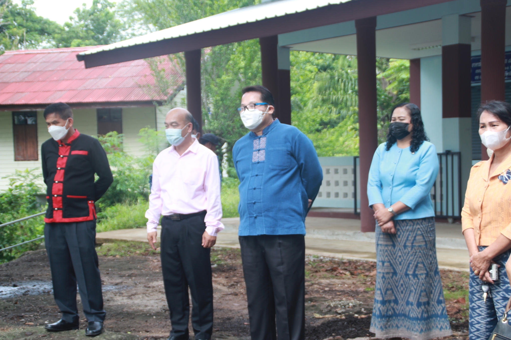รองหัวหน้าผู้ตรวจราชการกรม กรมการพัฒนาชุมชน กระทรวงมหาดไทย : ติดตามงานพร้อมมอบแนวทางการขับเคลื่อนงาน ตามภารกิจสำคัญของกรมการพัฒนาชุมชน แก่เจ้าหน้าที่พัฒนาชุมชนและเครือข่าย พัฒนาชุมชนอำเภอวาริชภูมิ  จังหวัดสกลนคร