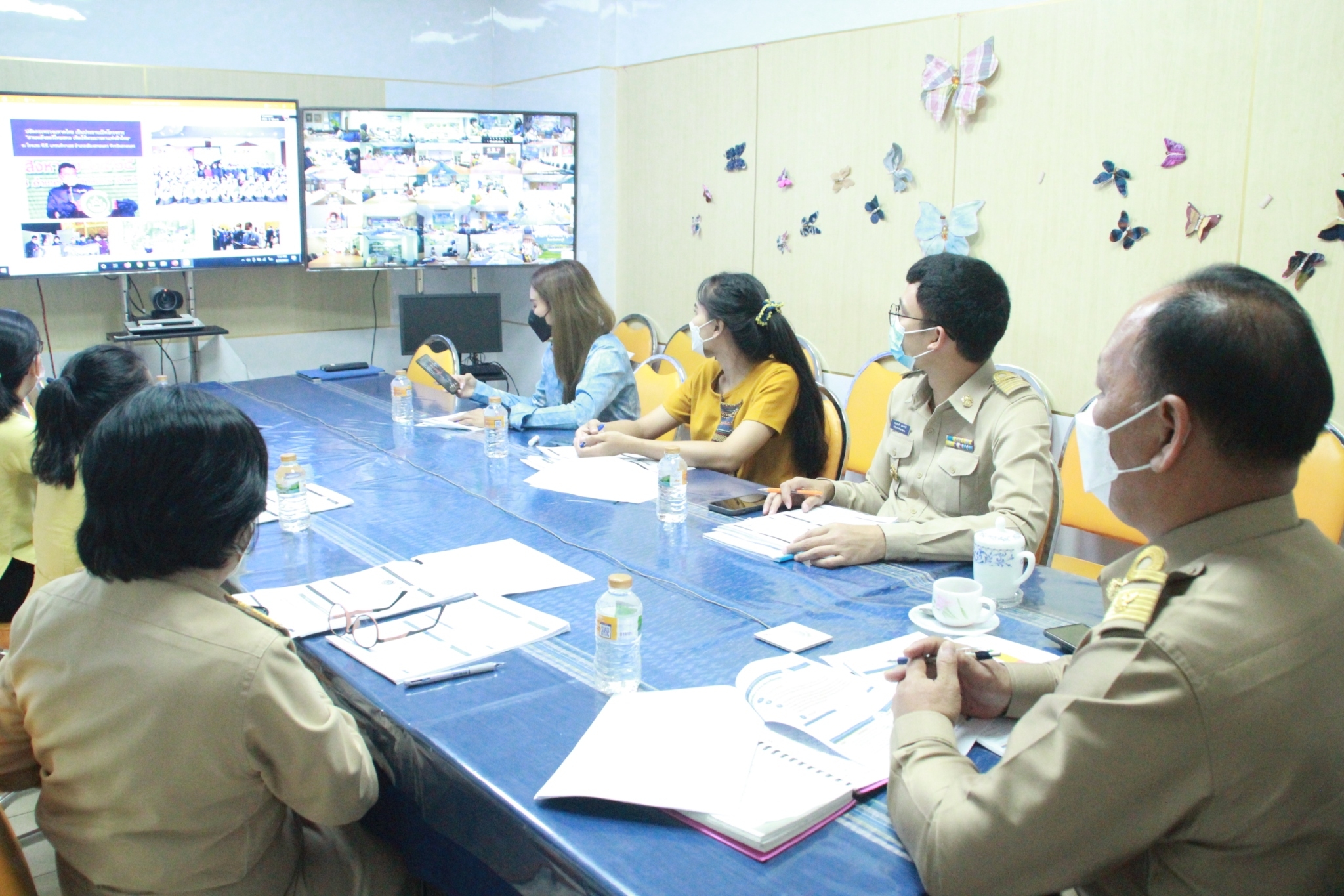 พช.สกลนคร : ร่วมประชุมชี้แจง เร่งรัด กำกับ ติดตาม การดำเนินงานกองทุนพัฒนาบทบาทสตรี ผ่านระบบวีดิทัศน์ทางไกล (Video Conference) ครั้งที่ 5/2565