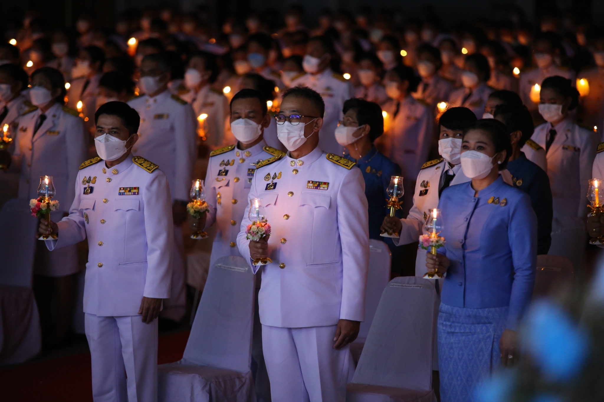 จังหวัดสกลนคร : จัดพิธีถวายเครื่องราชสักการะ วางพานพุ่มและพิธีจุดเทียนถวายพระพรชัยมงคล สมเด็จพระนางเจ้าสิริกิติ์ พระบรมราชินีนาถ พระบรมราชชนนีพันปีหลวง เนื่องในโอกาสมหามงคลเฉลิมพระชนมพรรษา 90 พรรษา 12 สิงหาคม 2565