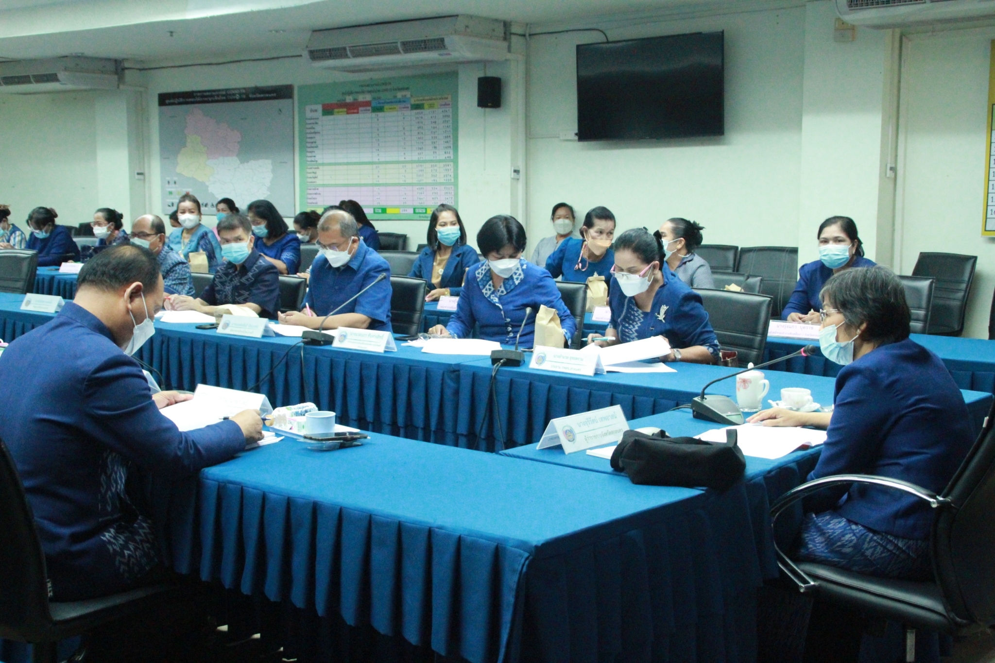จังหวัดสกลนคร : จัดประชุมเพื่อกำหนดแนวทางบูรณาการในการบริหารจัดการหนี้กองทุนพัฒนาบทบาทสตรี