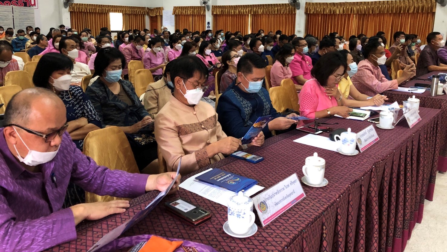 จังหวัดสกลนคร : ร่วมประชุมเชิงปฏิบัติการตรวจติดตามผลการดำเนินงานของหน่วยรับตรวจ รายไตรมาส ครั้งที่ 4/2565