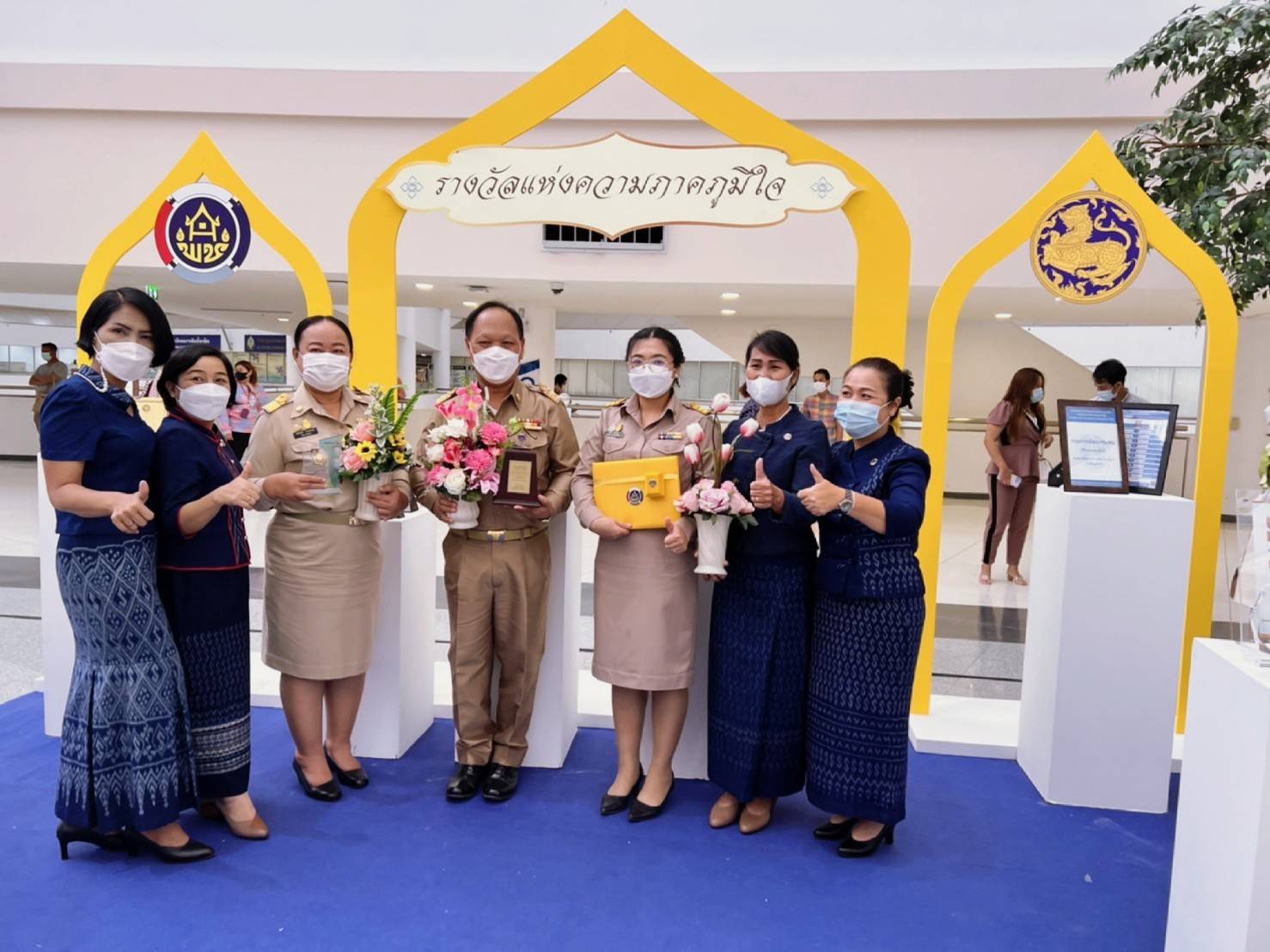 พัฒนาการจังหวัดสกลนคร : นำทัพข้าราชการรับรางวัลเพื่อเชิดชูเกียรติฯ ในงาน “วันพัฒนาชุมชน 2565 ครั้งที่ 11 วาระครบรอบ 60 ปี กรมการพัฒนาชุมชน (CDD DAY 2022)”