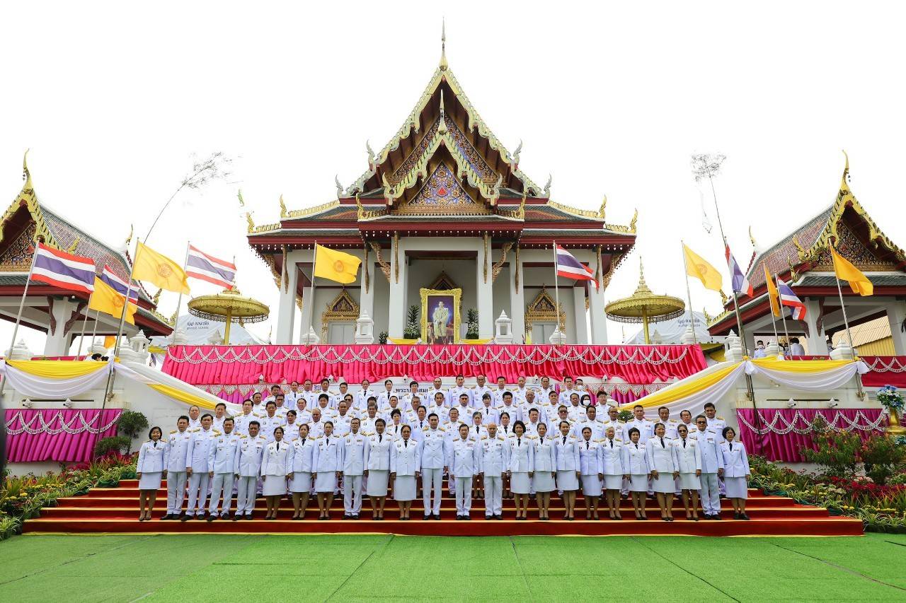 พช. สกลนคร : ร่วมพิธีถวายผ้าพระกฐินพระราชทาน กรมการพัฒนาชุมชน กระทรวงมหาดไทย ประจำปี 2565