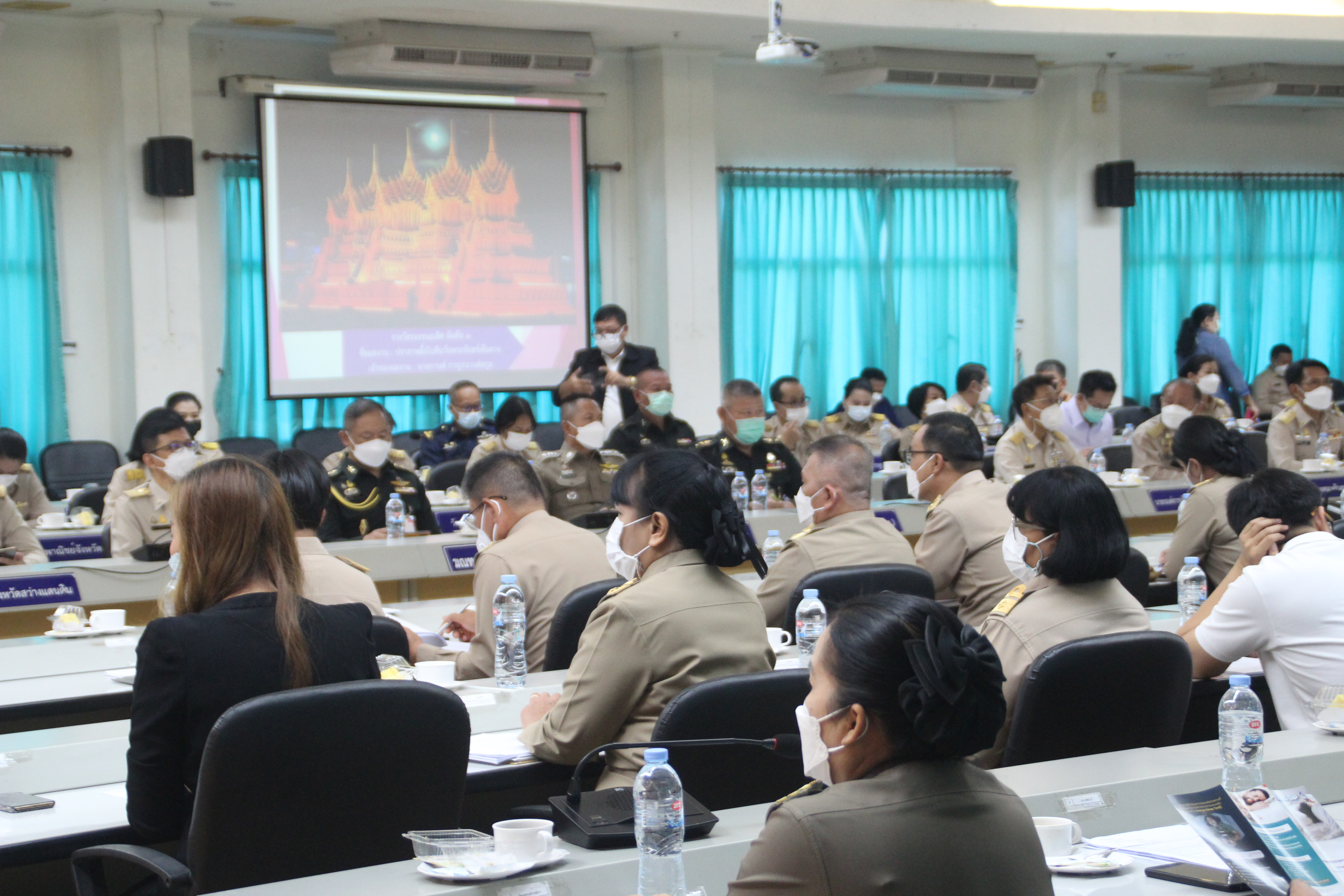 จังหวัดสกลนคร : ขับเคลื่อนโครงการ 9 ; 10 ปฏิบัติบูชา “สืบสาน รักษา ต่อยอด” เพื่อพัฒนาชุมชน ประจำปี 2565
