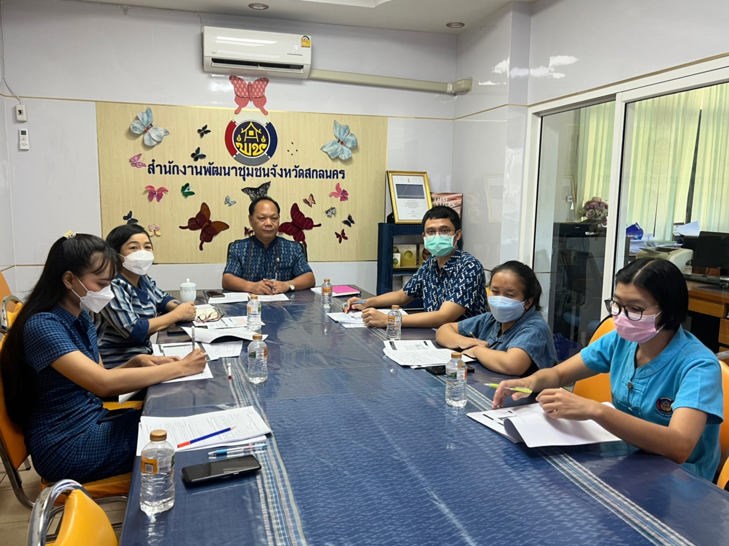 พช.สกลนคร : ร่วมประชุมซักซ้อมแนวทางการยืนยันยอดลูกหนี้เงินทุนหมุนเวียนกองทุนพัฒนาบทบาทสตรี ผ่านระบบ Zoom Cloud Meeting