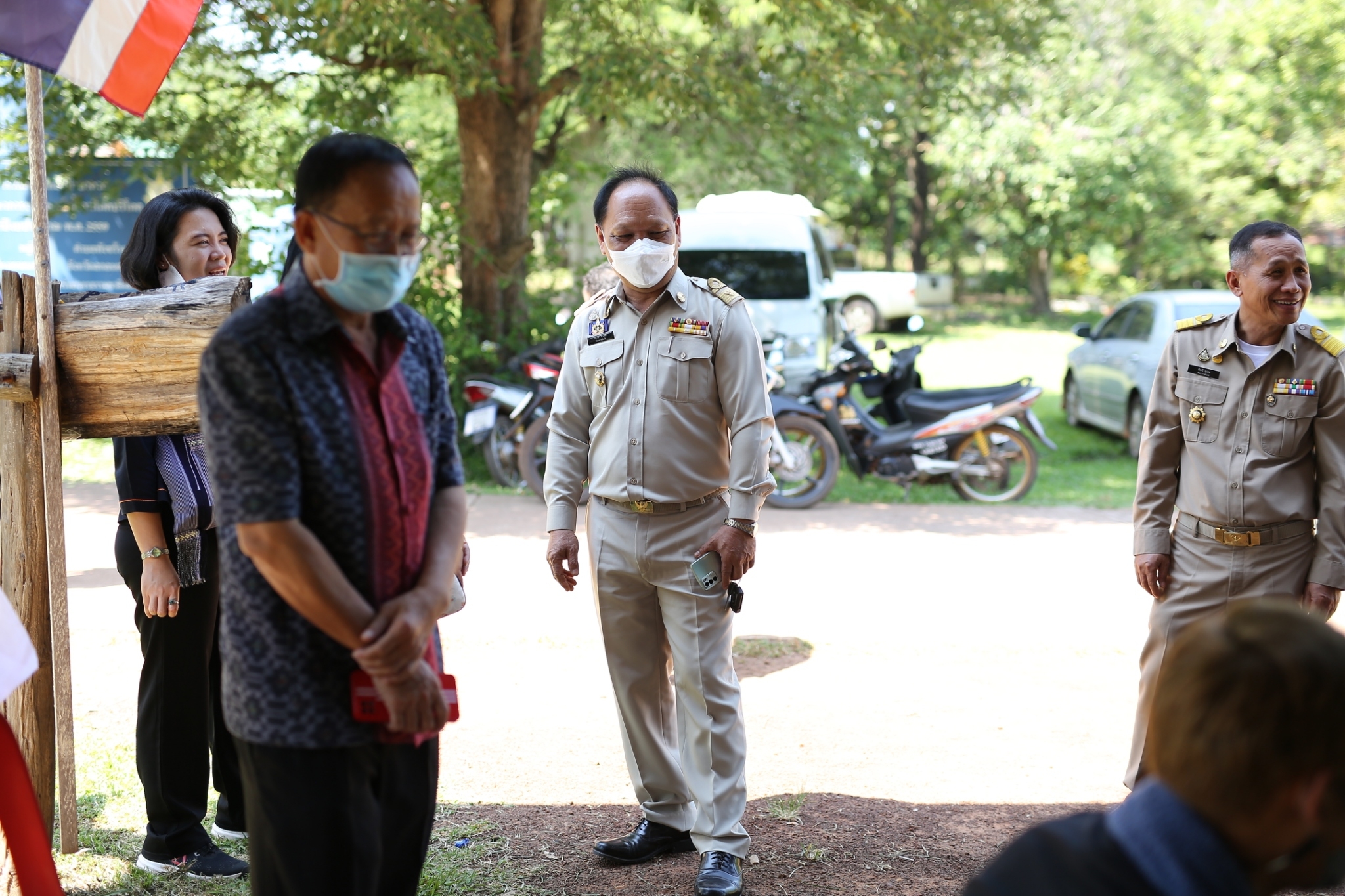 พัฒนาการจังหวัดสกลนคร : สนับสนุนการถ่ายทำวีดิทัศน์ผลสำเร็จโครงการ 9 ; 10 ปฏิบัติบูชา “สืบสาน รักษา ต่อยอด” เพื่อพัฒนาชุมชน ประจำปี 2565