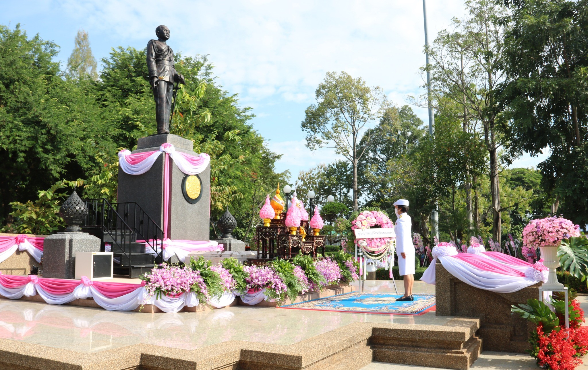 จังหวัดสกลนคร : จัดกิจกรรมน้อมรำลึก เนื่องในวันคล้ายวันสวรรคตพระบาทสมเด็จพระจุลจอมเกล้าเจ้าอยู่หัว 23 ตุลาคม 2565