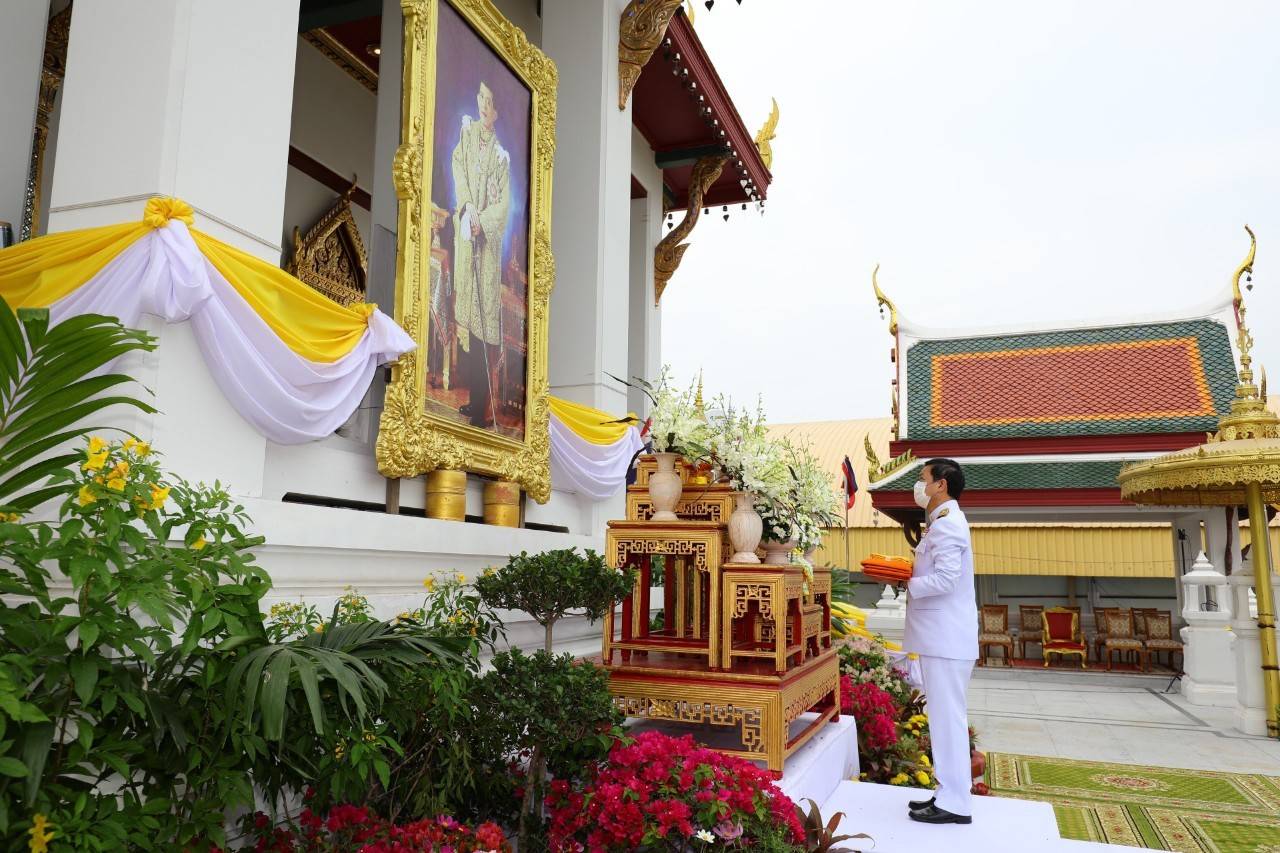 พช. สกลนคร : ร่วมพิธีถวายผ้าพระกฐินพระราชทาน กรมการพัฒนาชุมชน กระทรวงมหาดไทย ประจำปี 2565